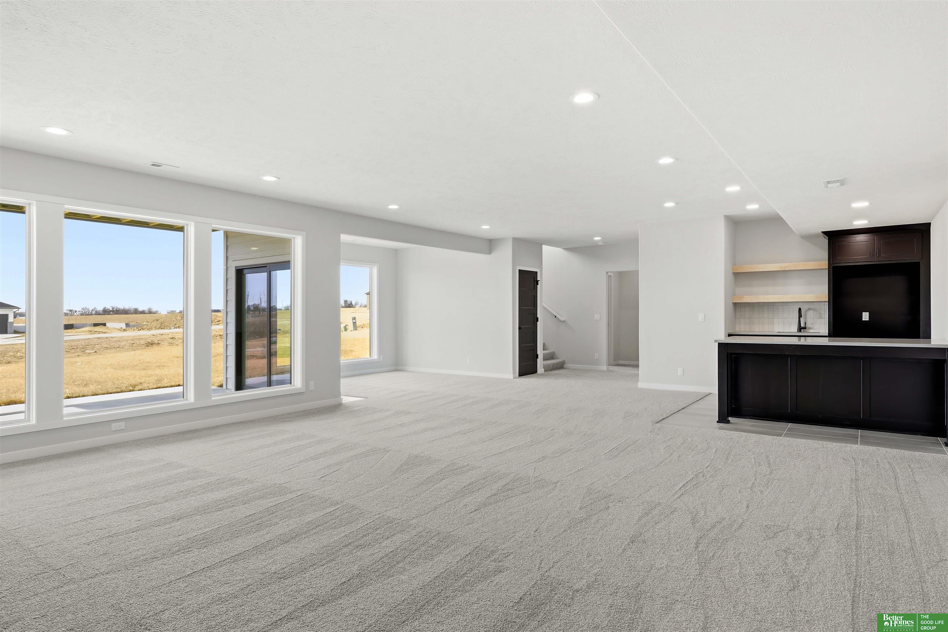 5610 N 198th Street, Elkhorn, NE, 68022