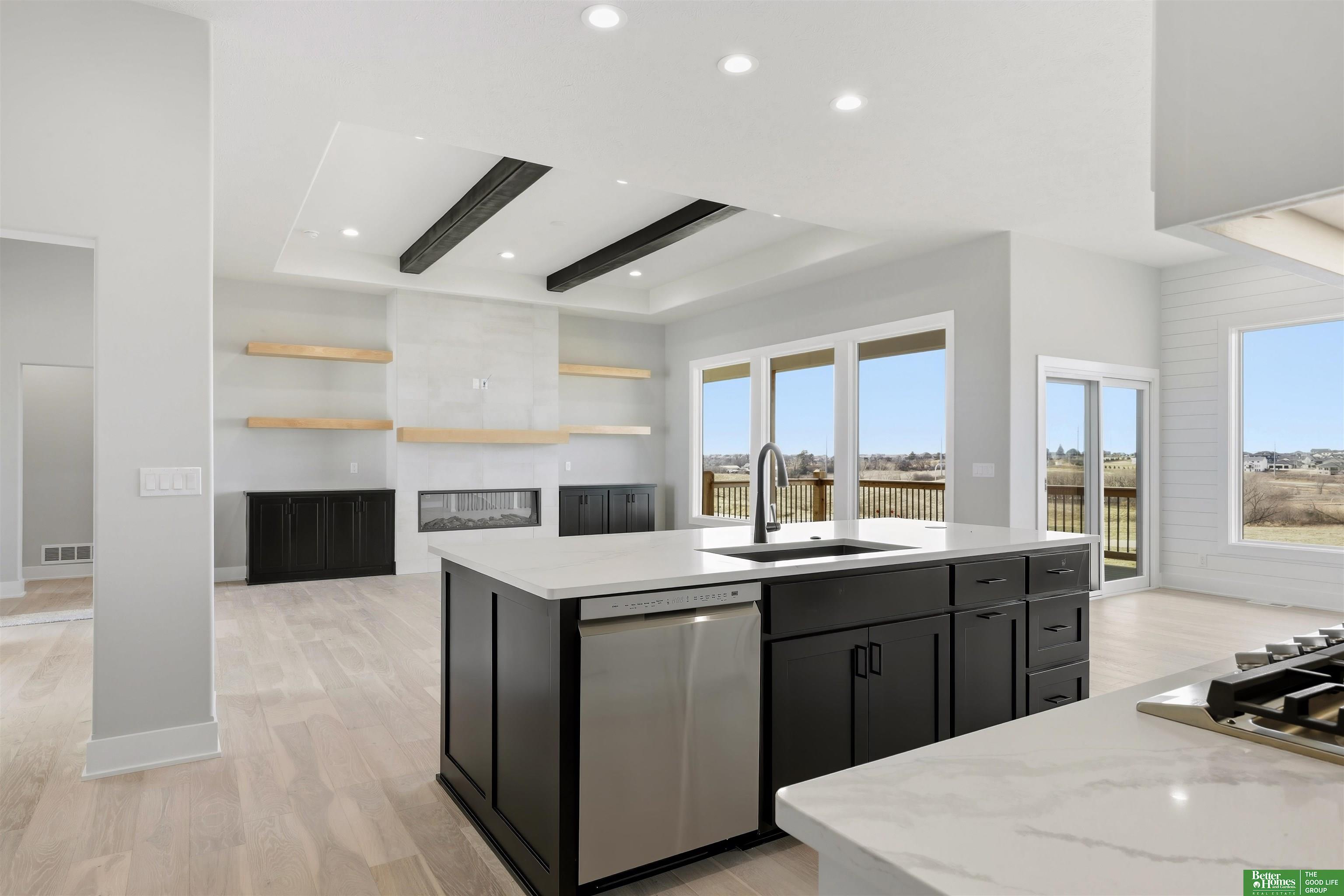 5610 N 198th Street, Elkhorn, NE, 68022