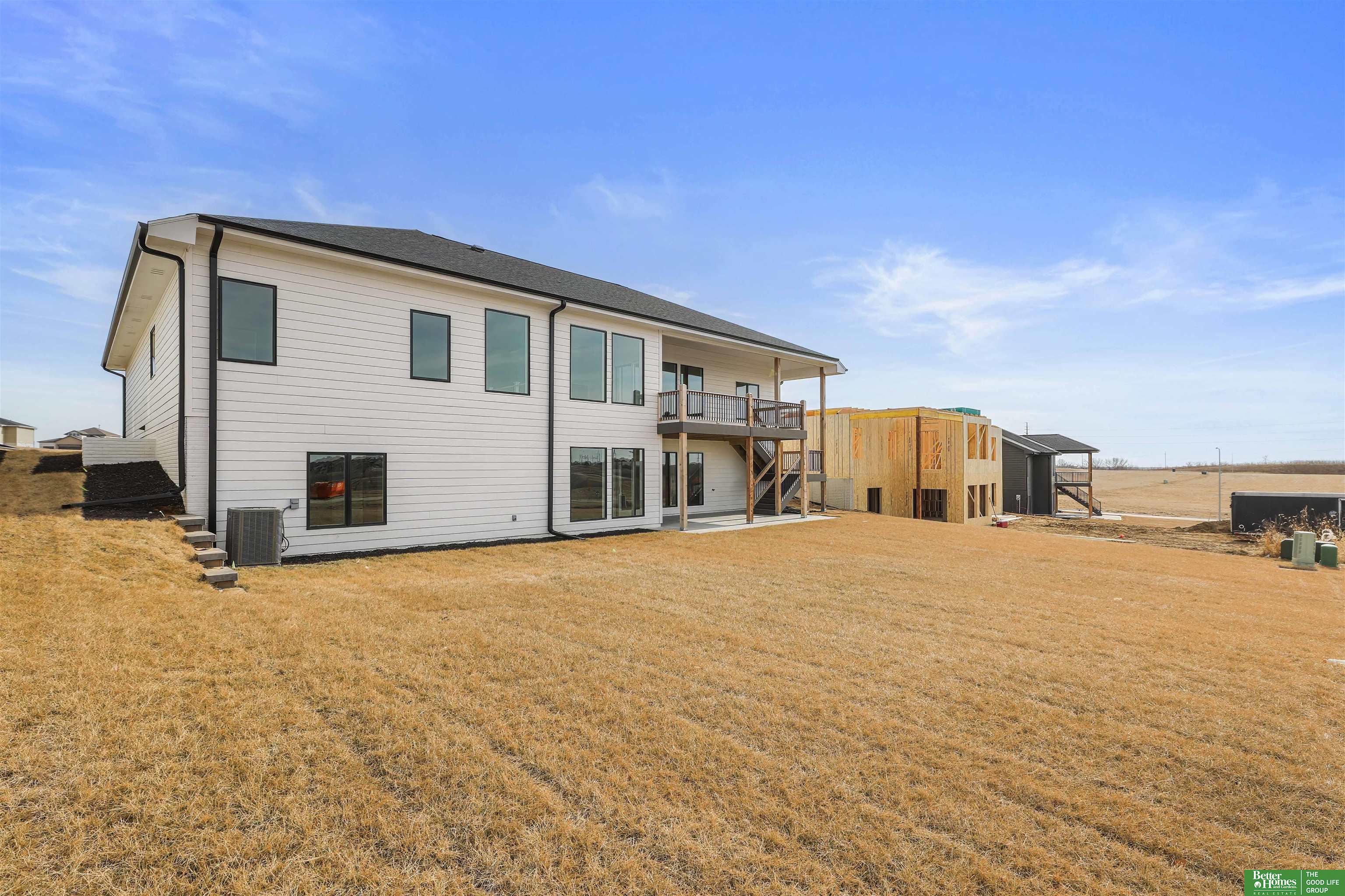 5610 N 198th Street, Elkhorn, NE, 68022