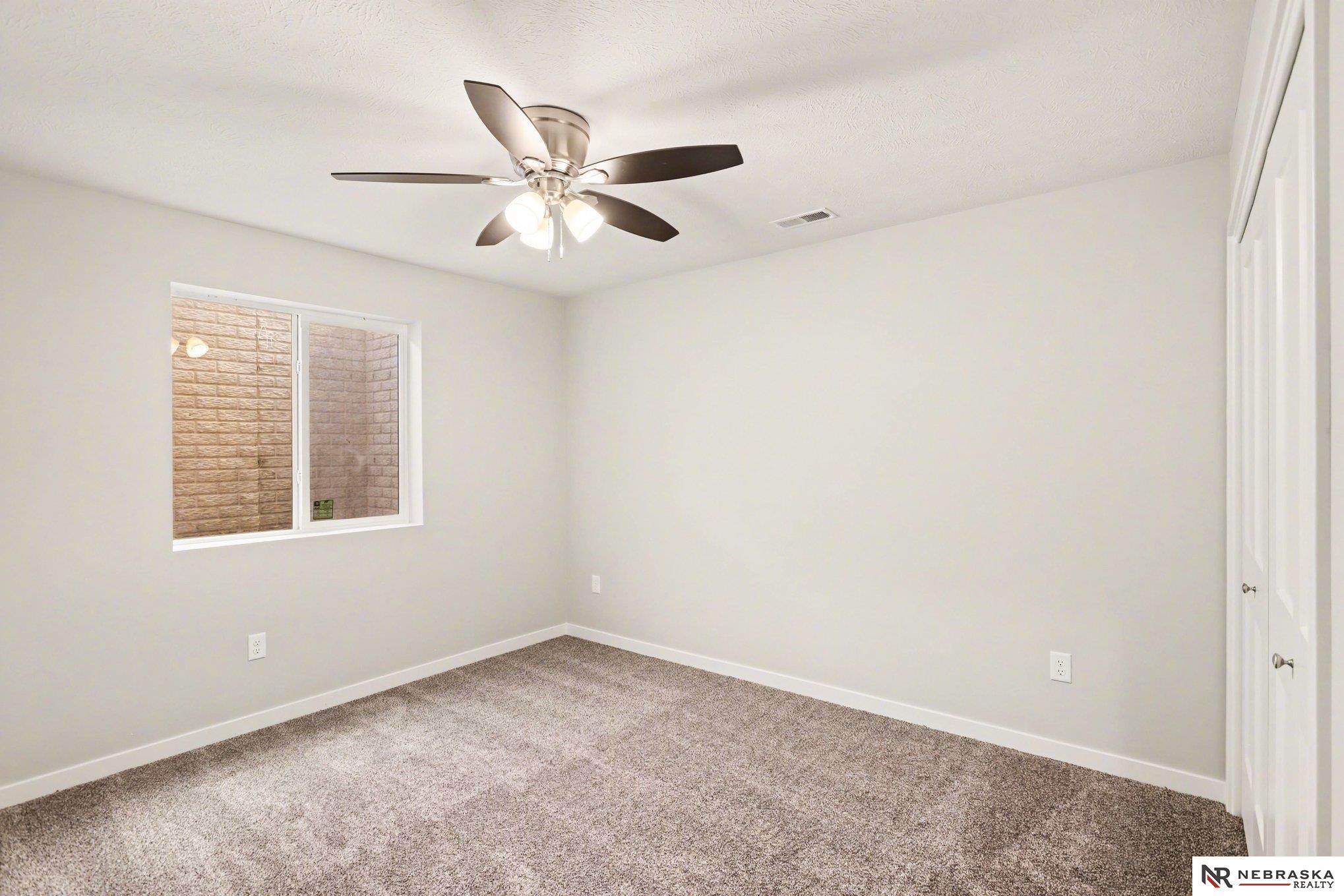 9433 Far Niente Lane, Lincoln, NE, 68526