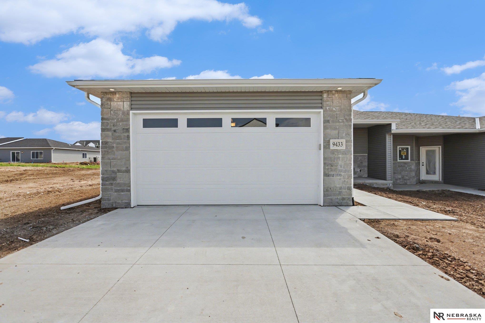 9433 Far Niente Lane, Lincoln, NE, 68526