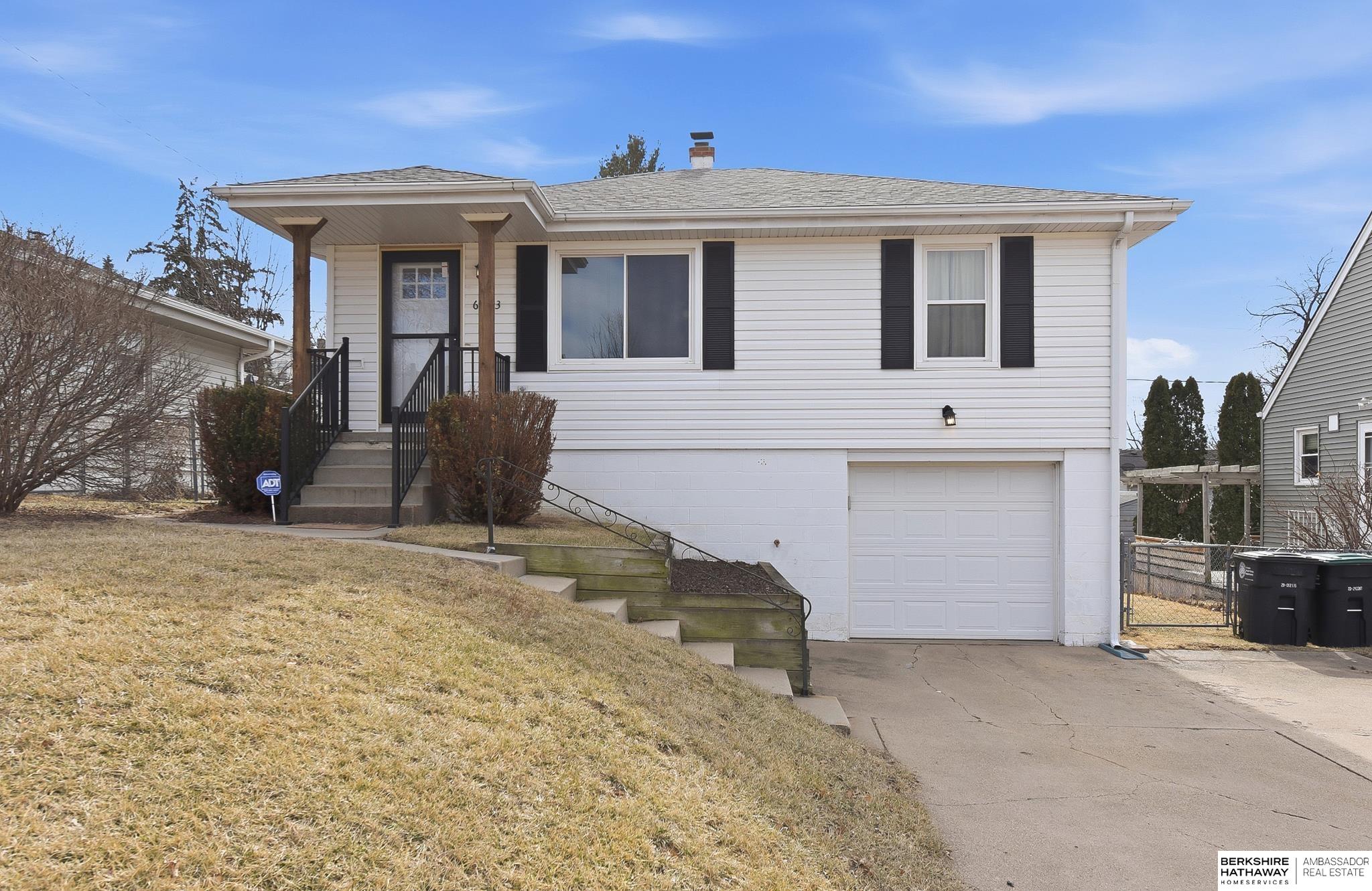 3624 67Th Avenue, Omaha, NE, 68104
