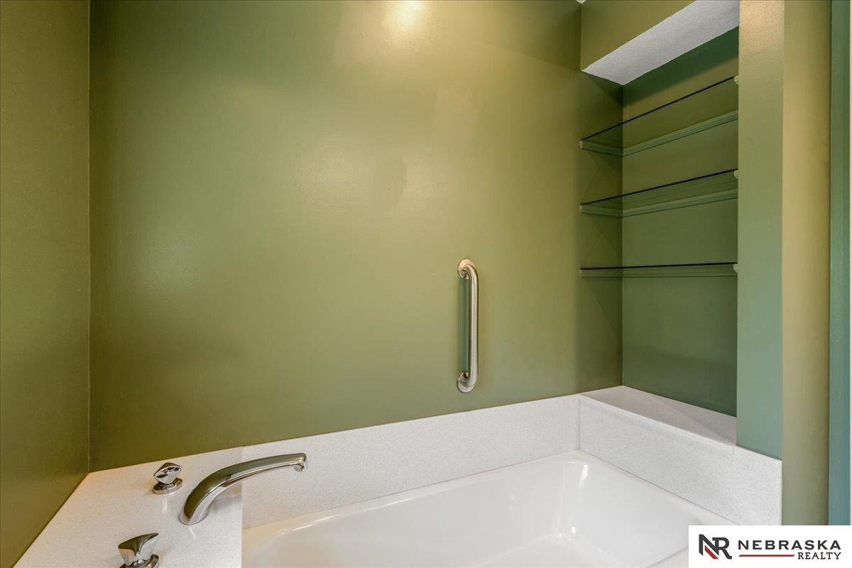 8200 24th Street, Lincoln, NE, 68523