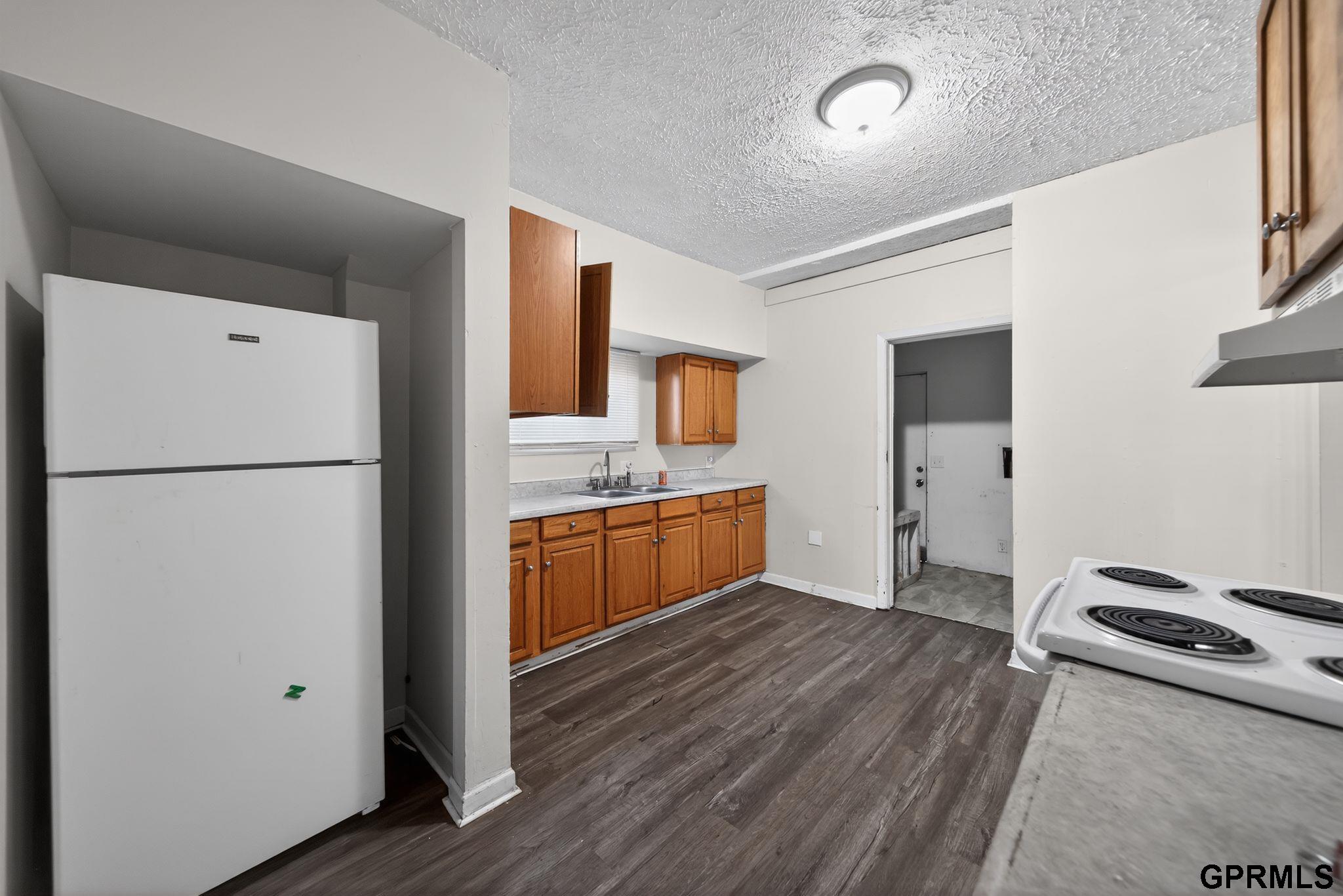 2504 Hartman Avenue, Omaha, NE, 68111