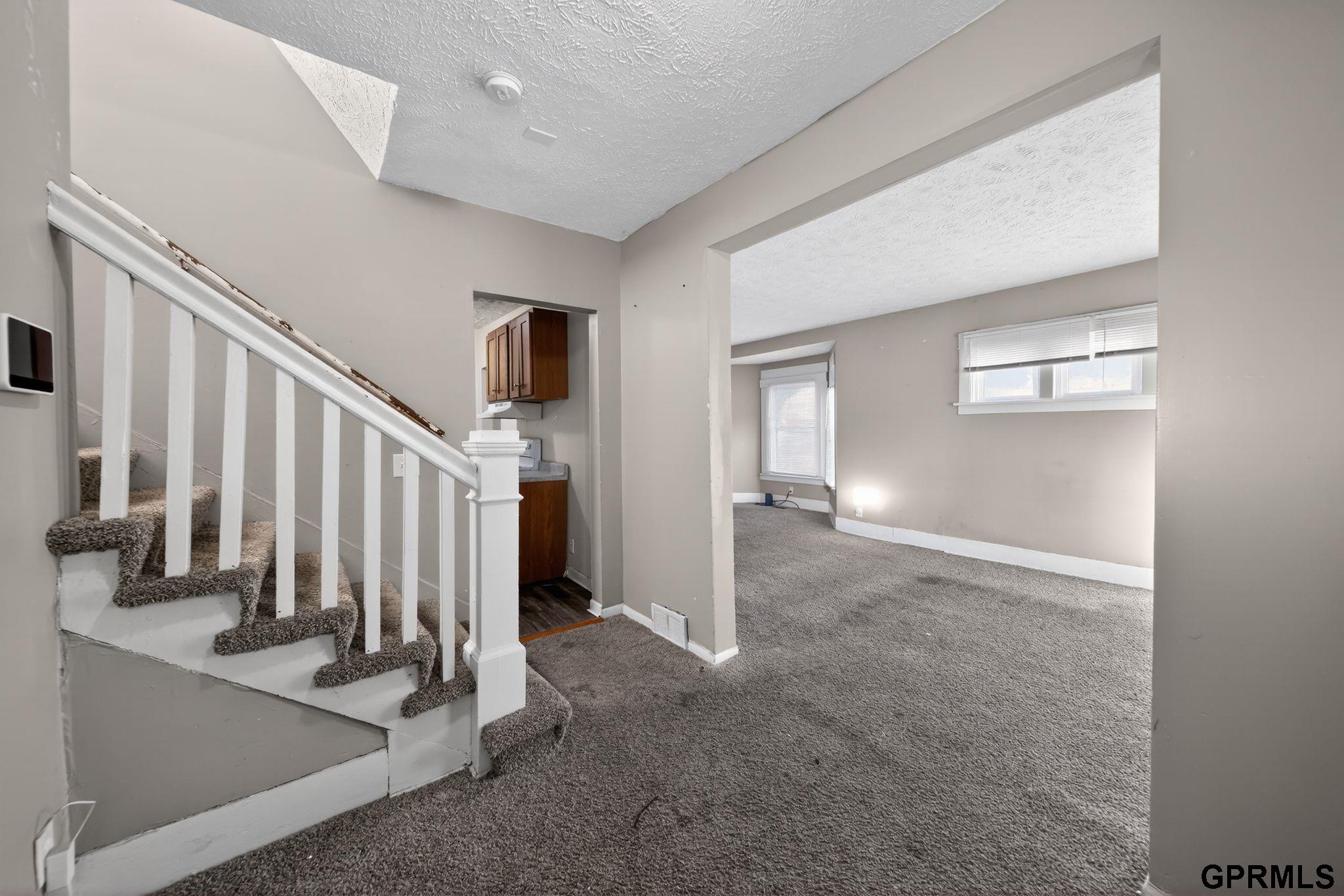 2504 Hartman Avenue, Omaha, NE, 68111