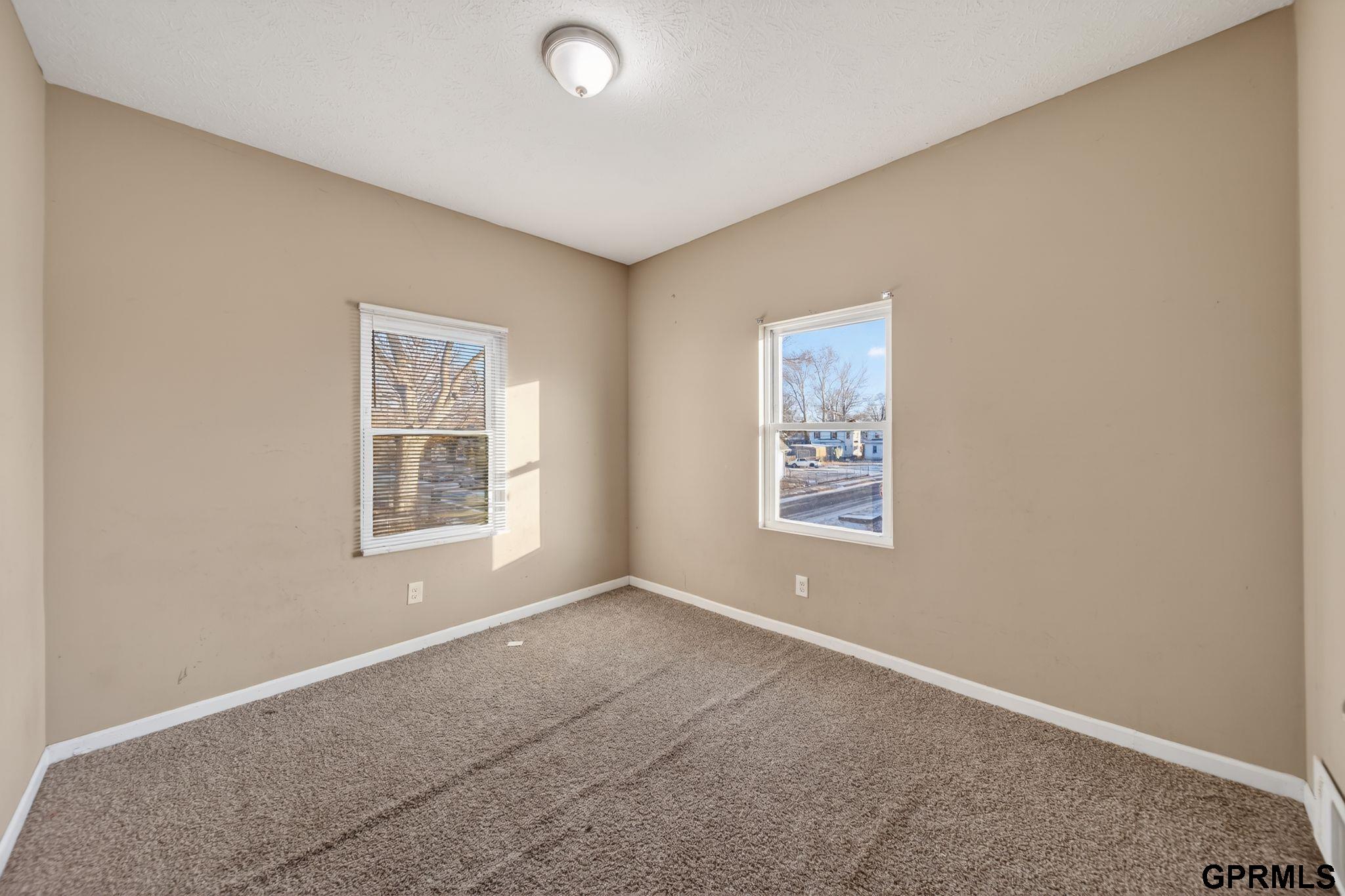 2504 Hartman Avenue, Omaha, NE, 68111