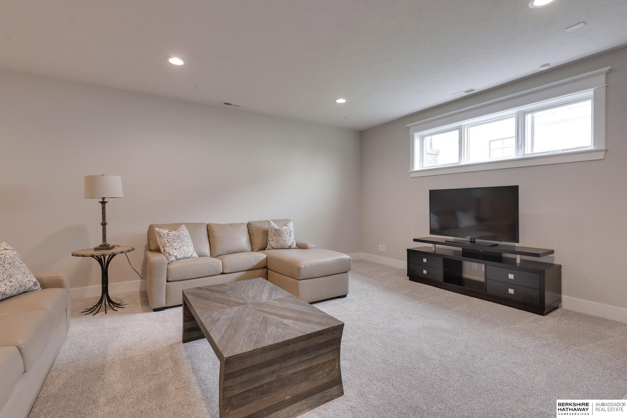 3509 219th Avenue, Elkhorn, NE, 68022