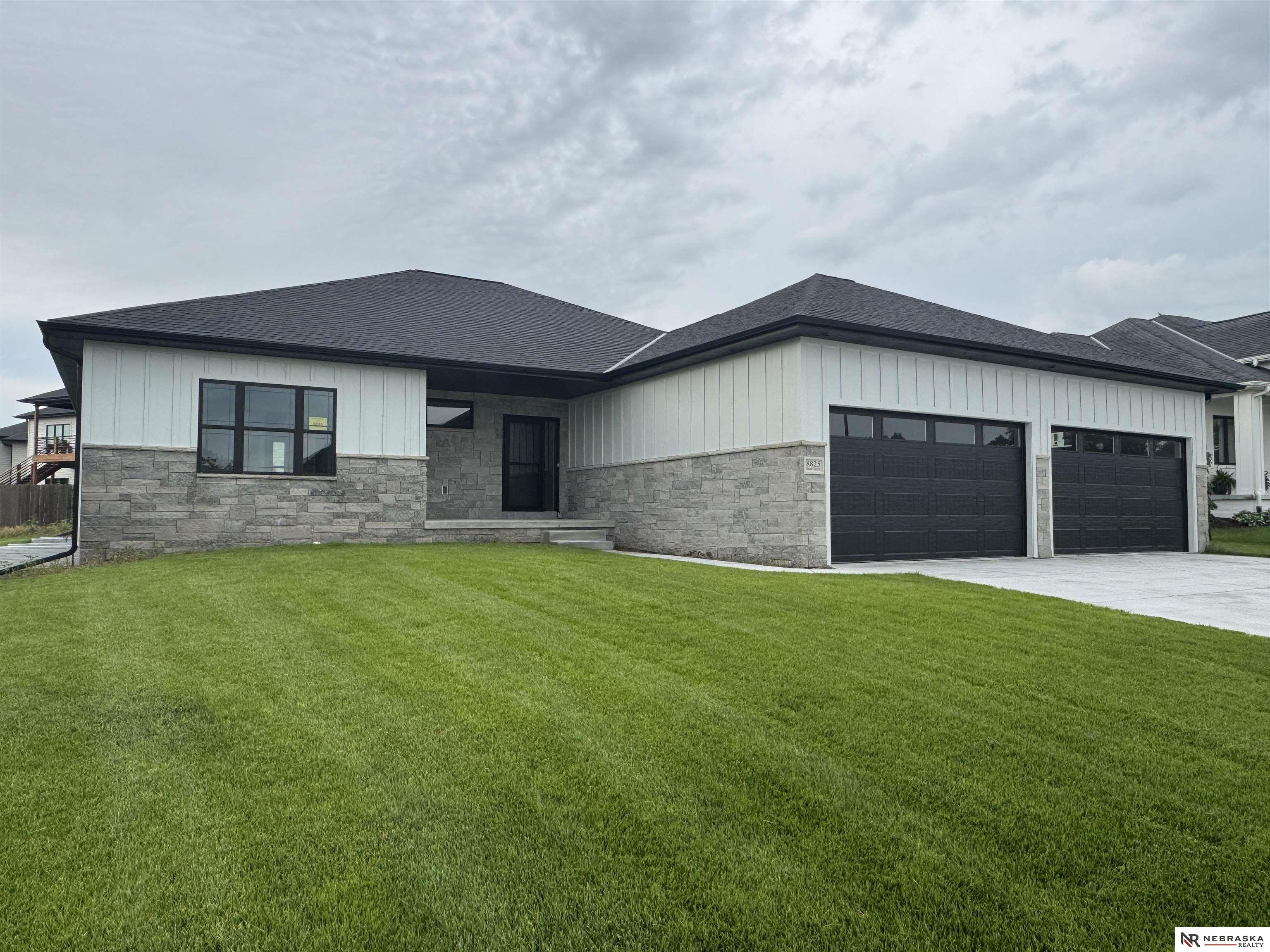 8825 Ranch Gate Road, Lincoln