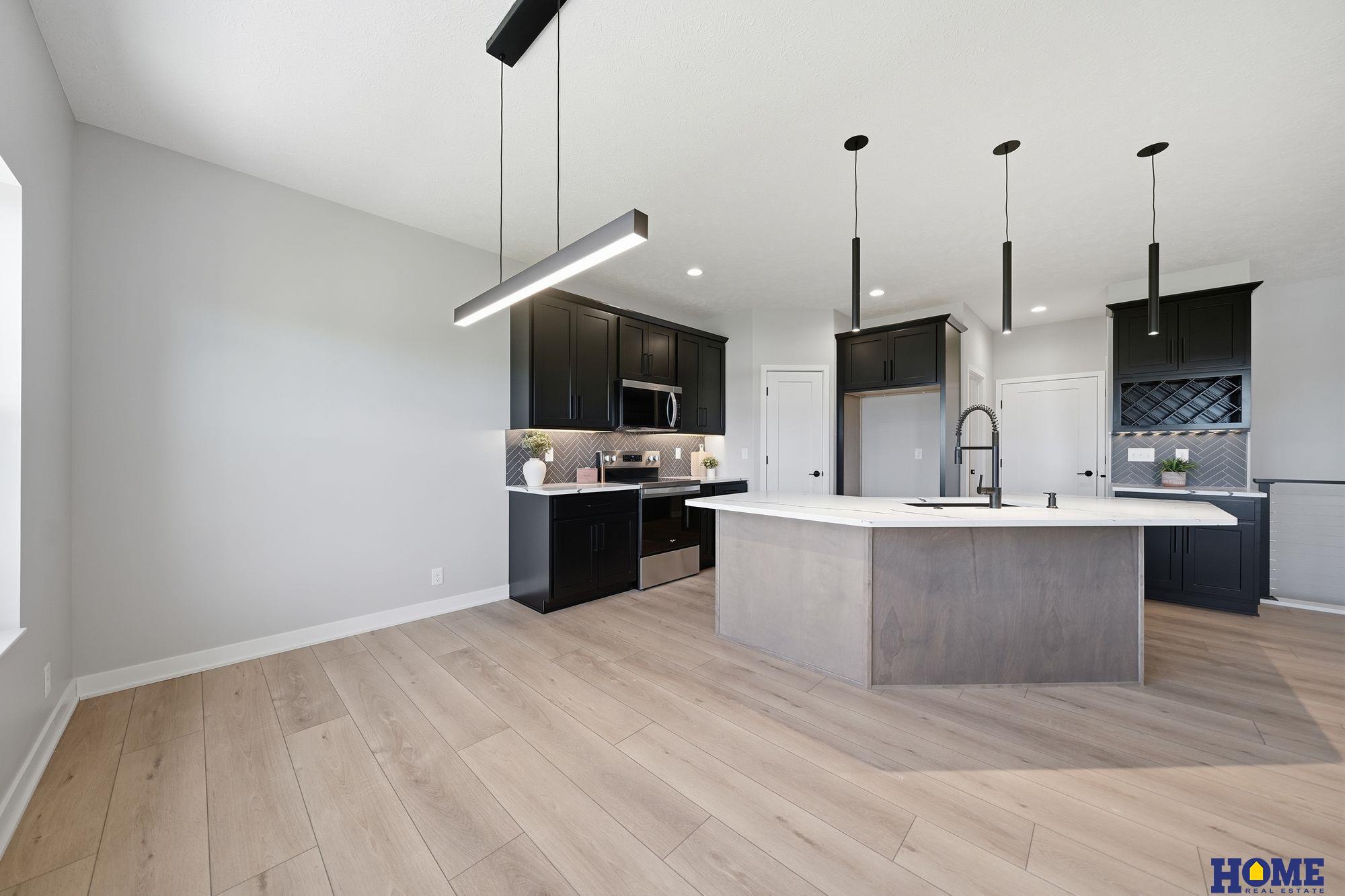 604 N 106th Street, Lincoln, NE, 68527