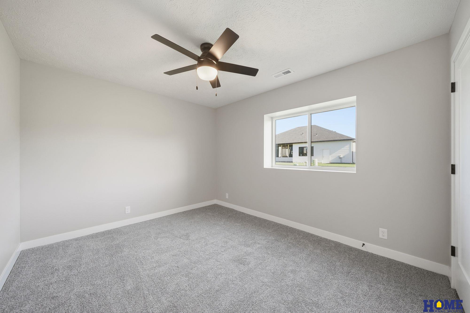 604 N 106th Street, Lincoln, NE, 68527