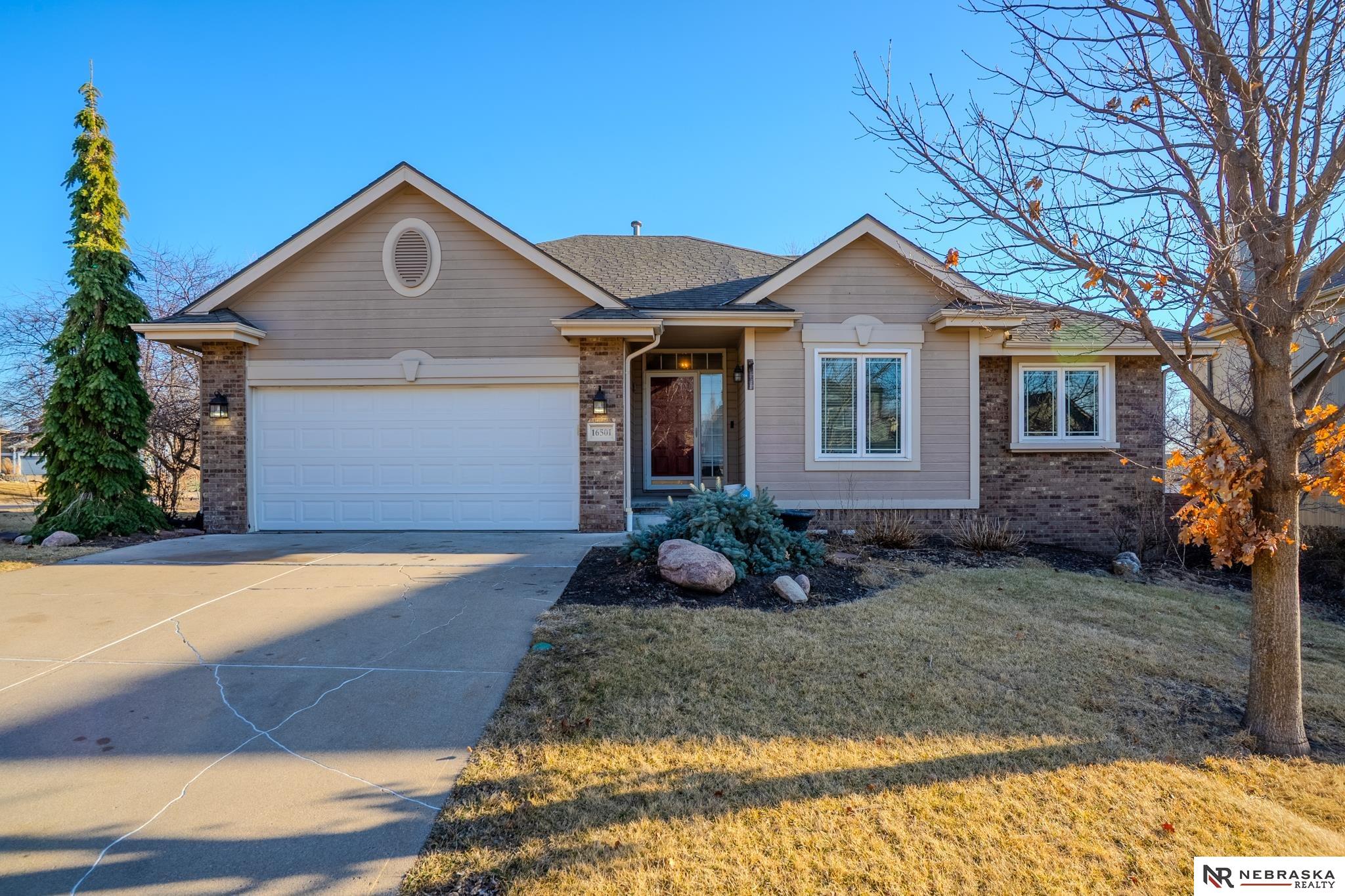 16611 Dora Hamann Parkway, Omaha, NE, 68116
