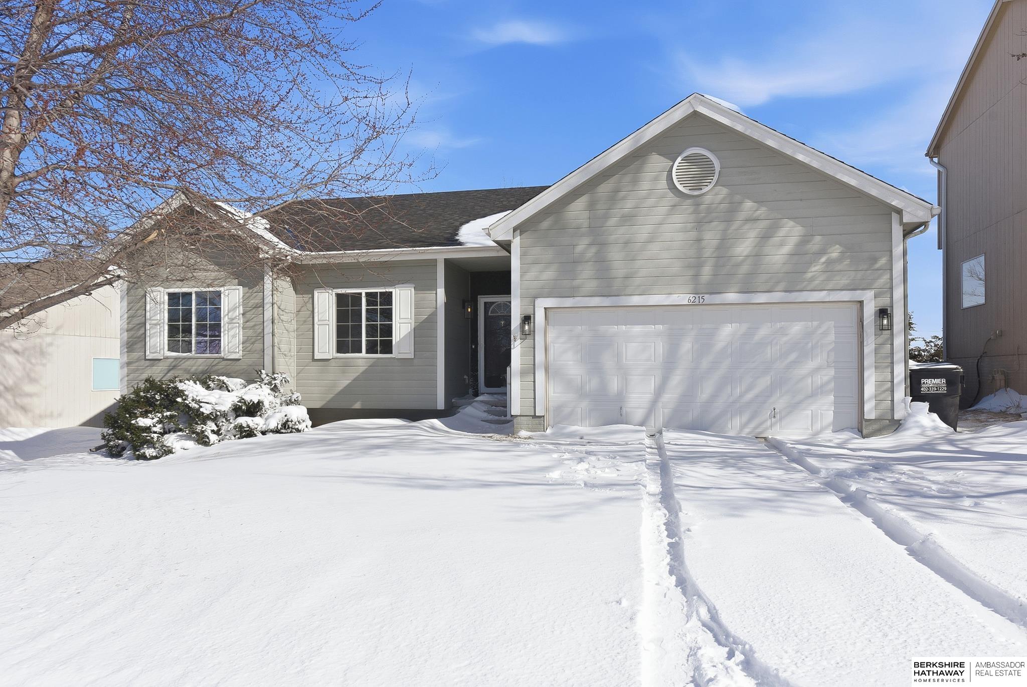 16611 Dora Hamann Parkway, Omaha, NE, 68116