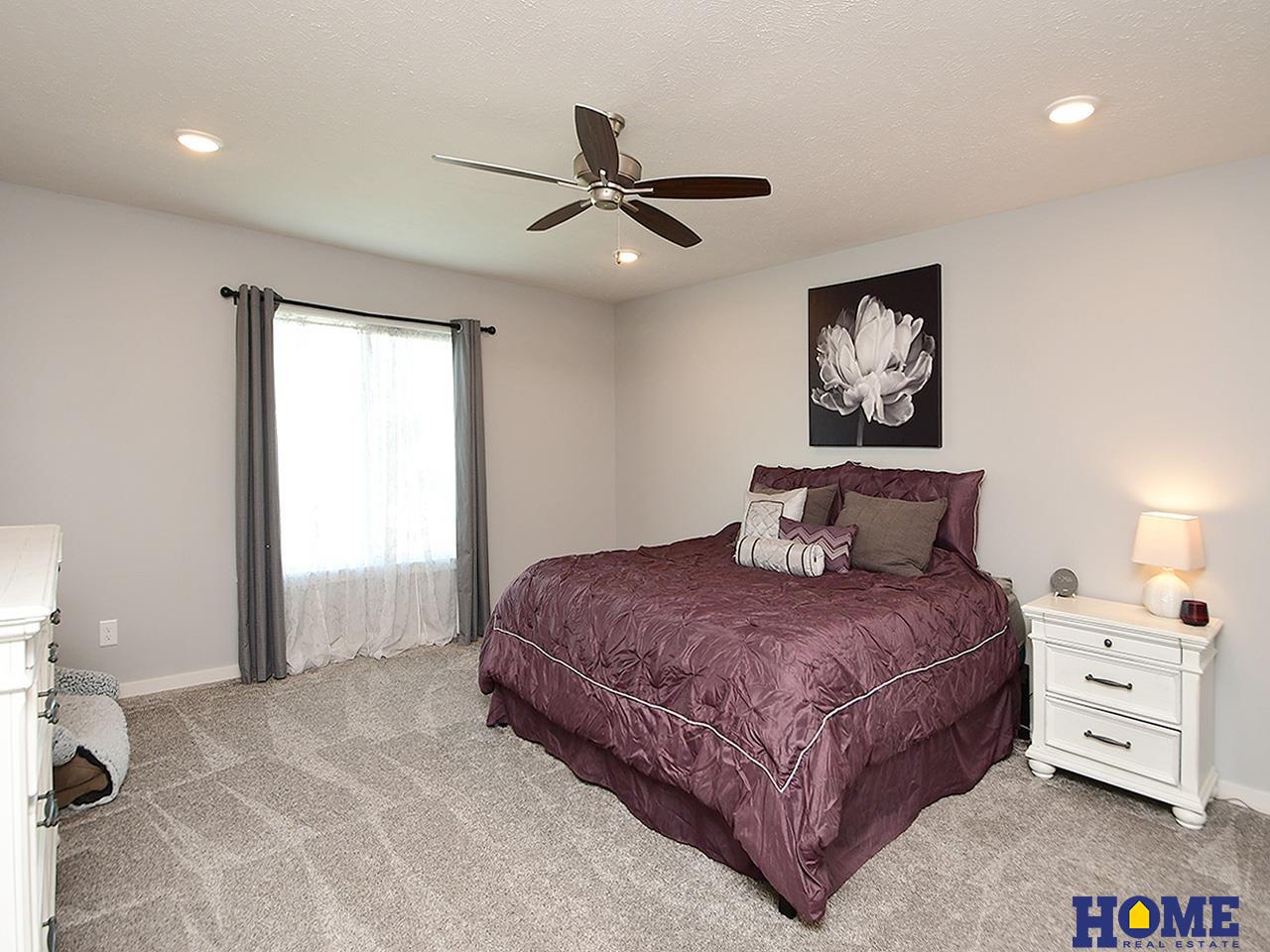 5806 94th Street, Lincoln, NE, 68526