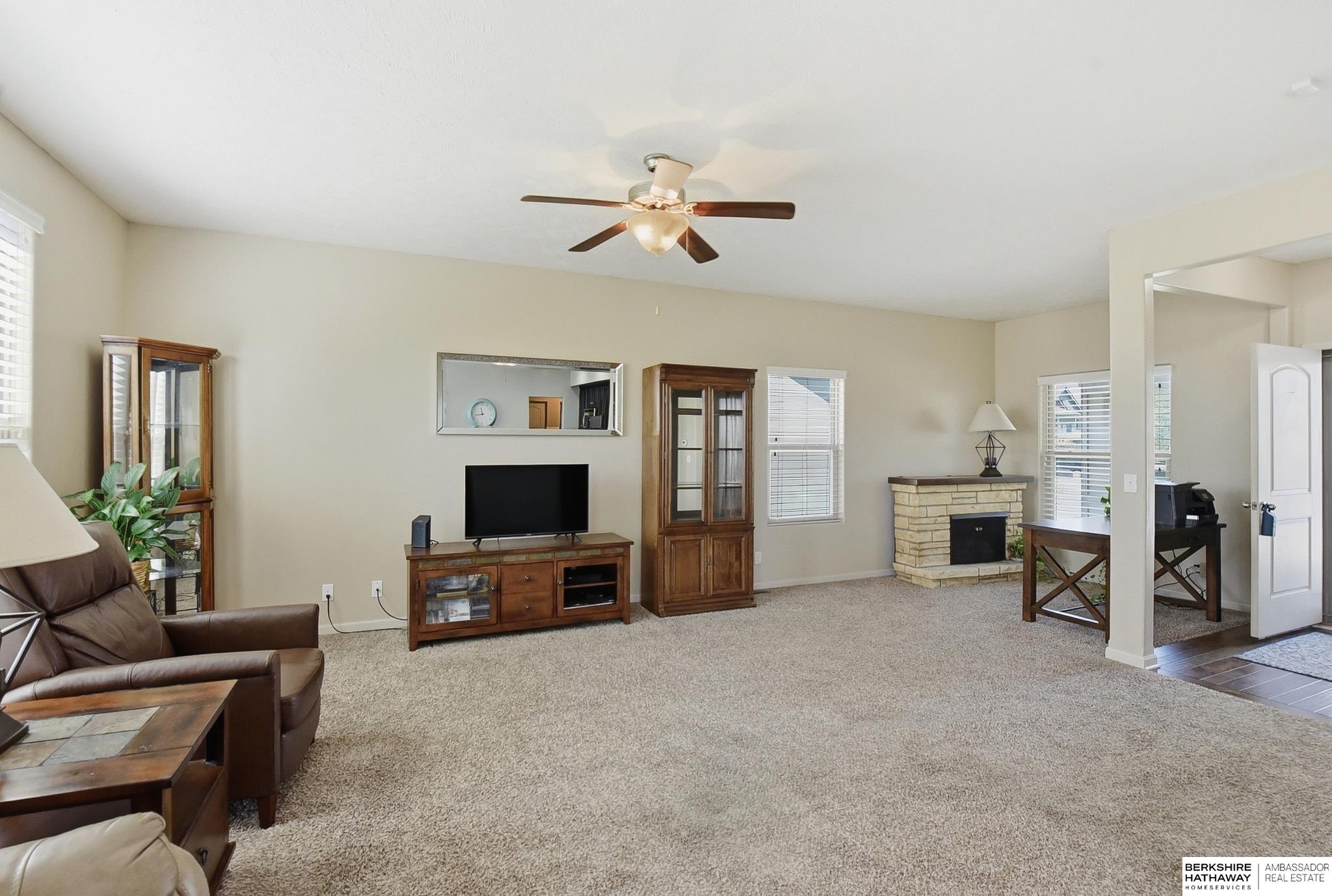 16611 Dora Hamann Parkway, Omaha, NE, 68116