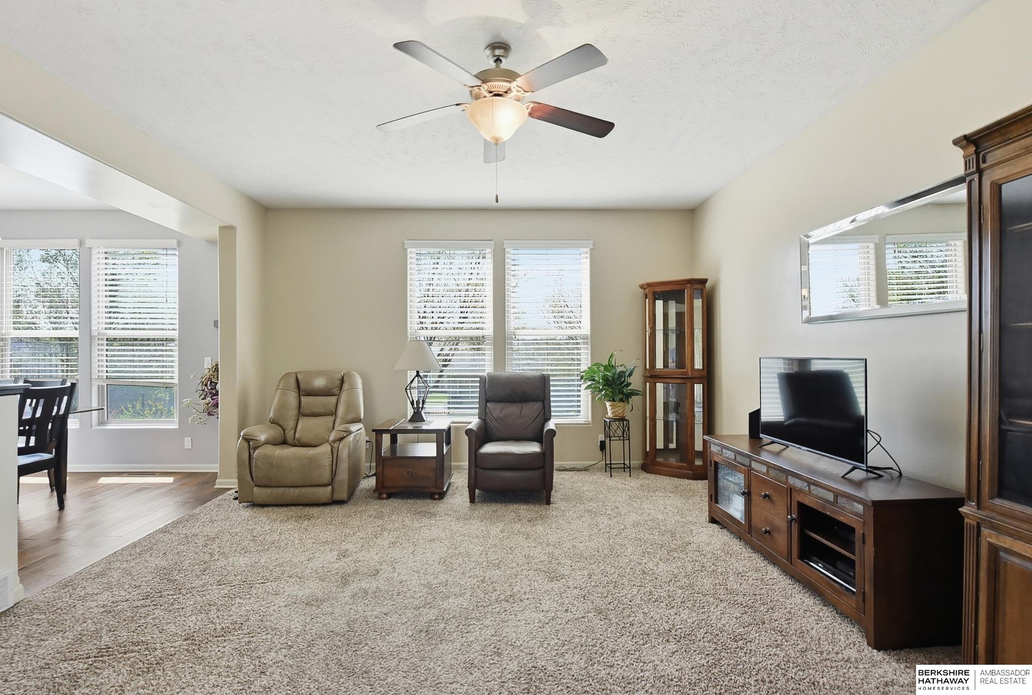 16611 Dora Hamann Parkway, Omaha, NE, 68116