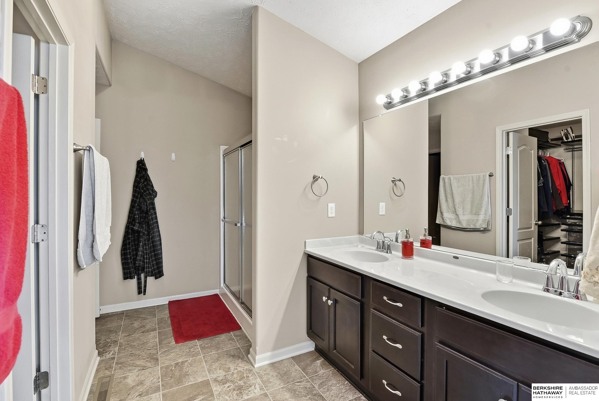 16611 Dora Hamann Parkway, Omaha, NE, 68116