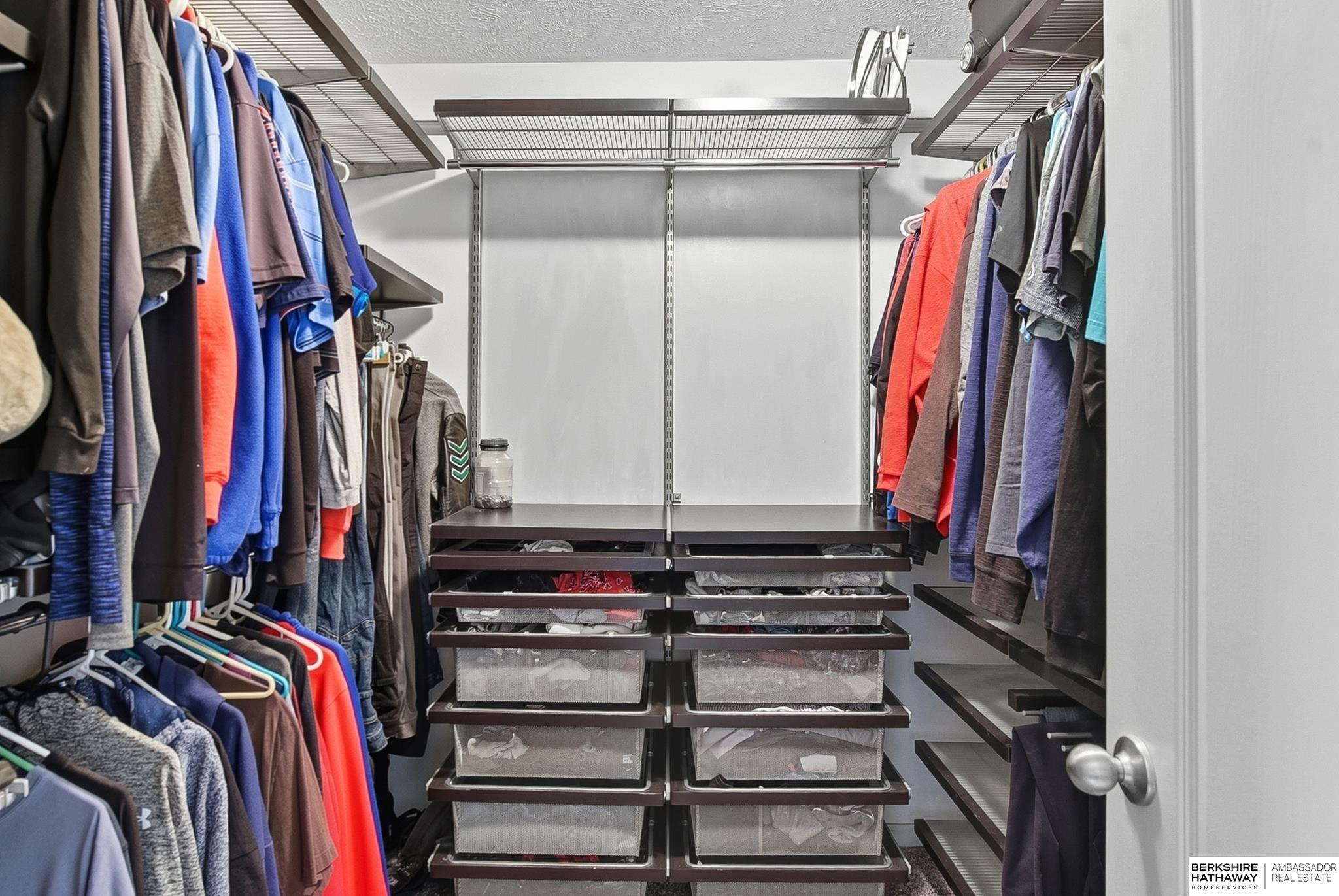 16611 Dora Hamann Parkway, Omaha, NE, 68116