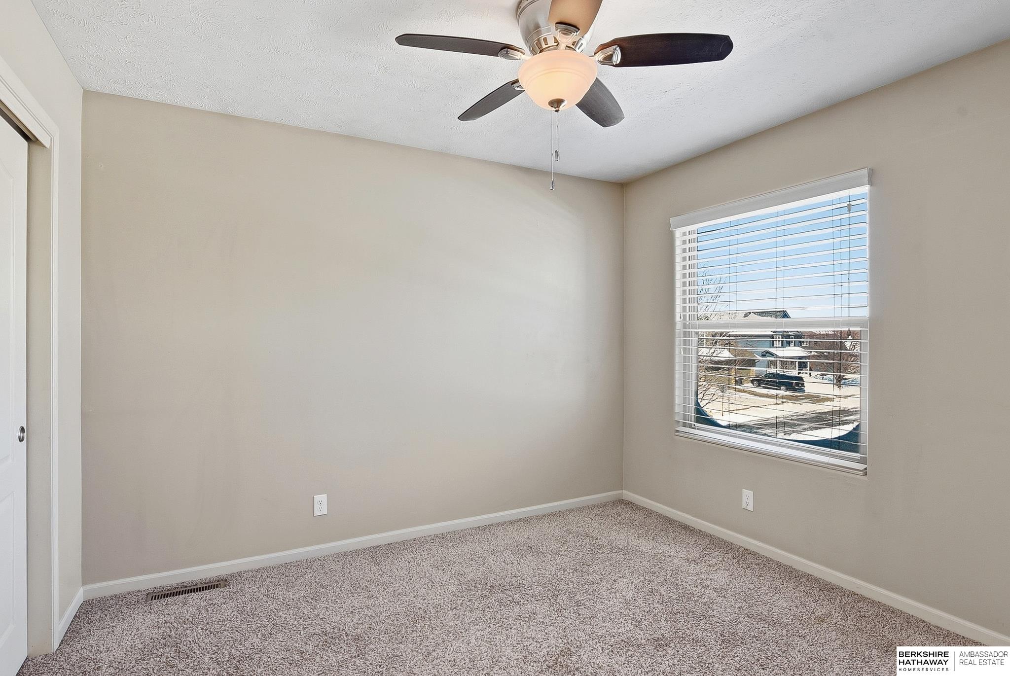 16611 Dora Hamann Parkway, Omaha, NE, 68116