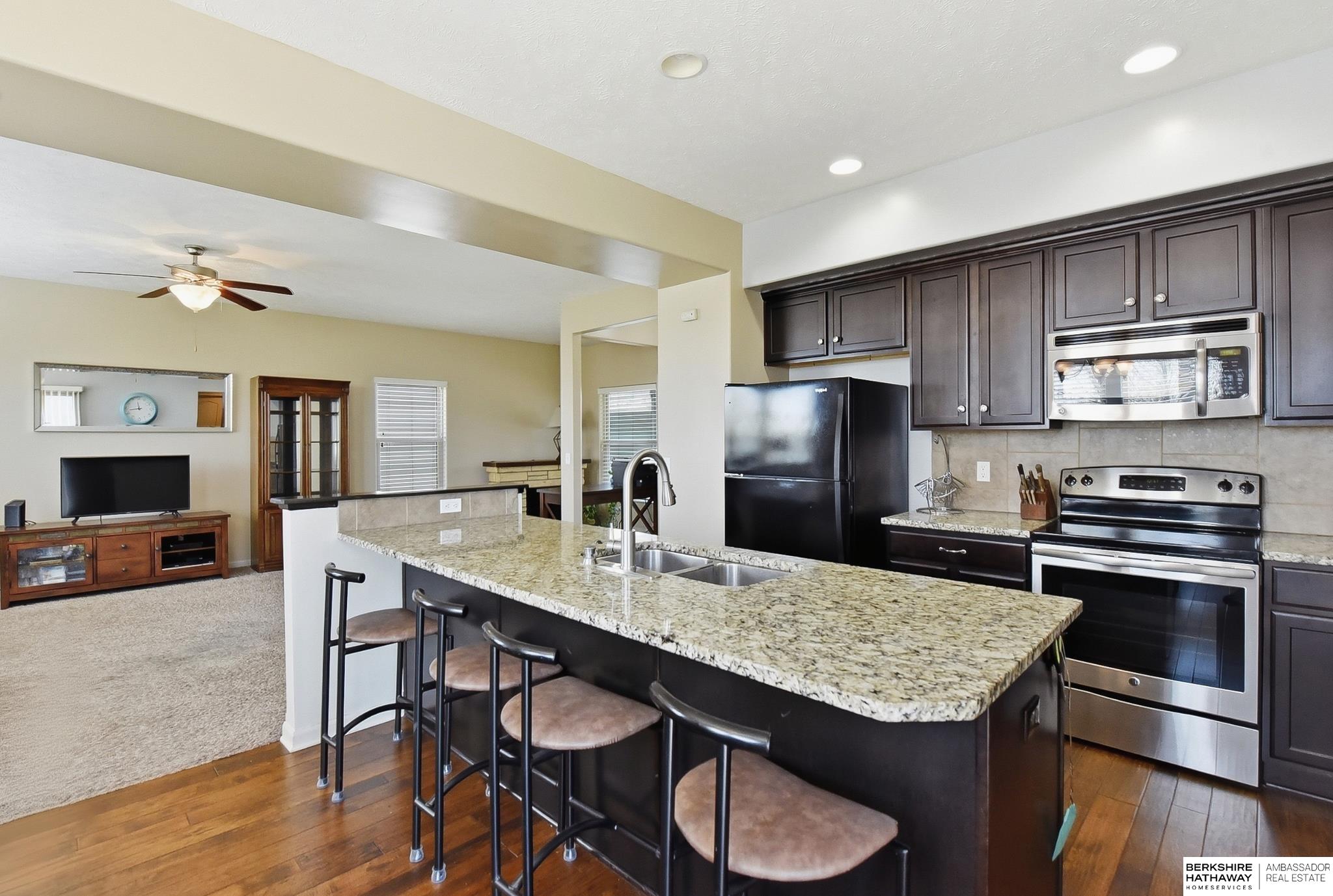 16611 Dora Hamann Parkway, Omaha, NE, 68116