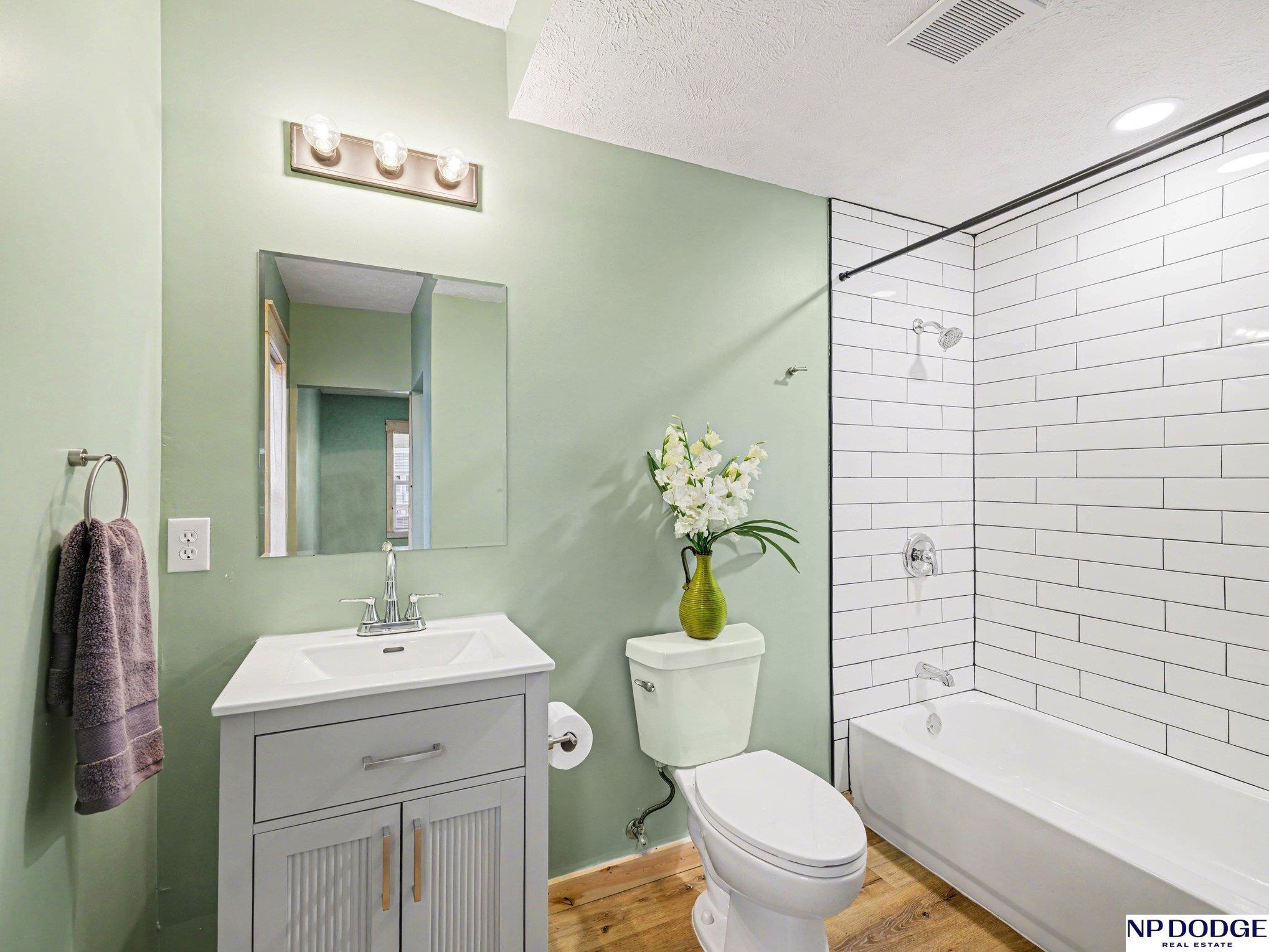 2806 Mormon Street, Omaha, NE, 68112