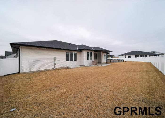 911 107Th Street, Lincoln, NE, 68527