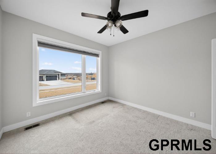 911 107Th Street, Lincoln, NE, 68527