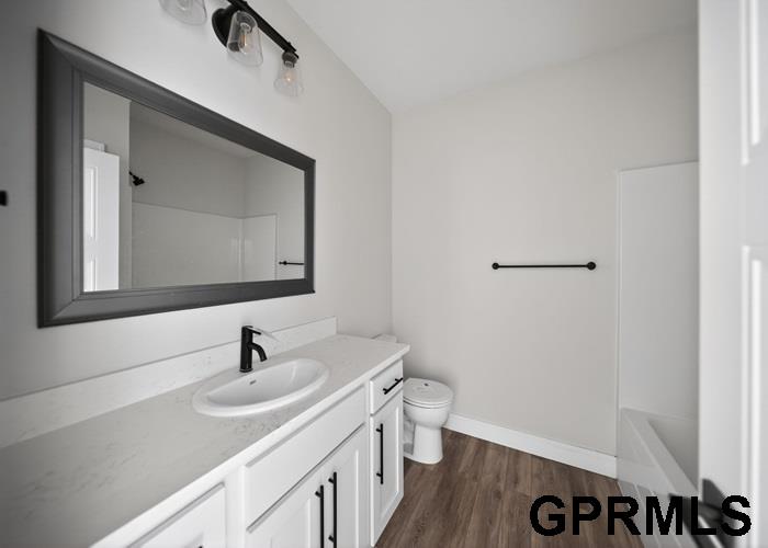 911 107Th Street, Lincoln, NE, 68527