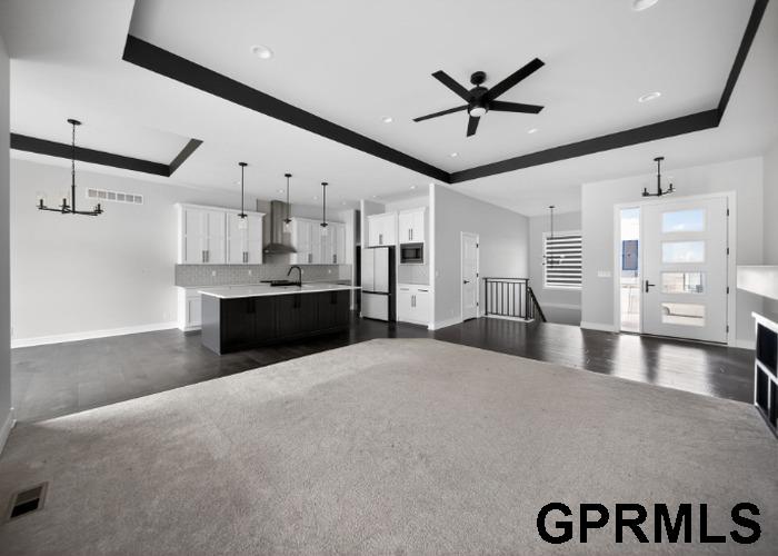 911 107Th Street, Lincoln, NE, 68527