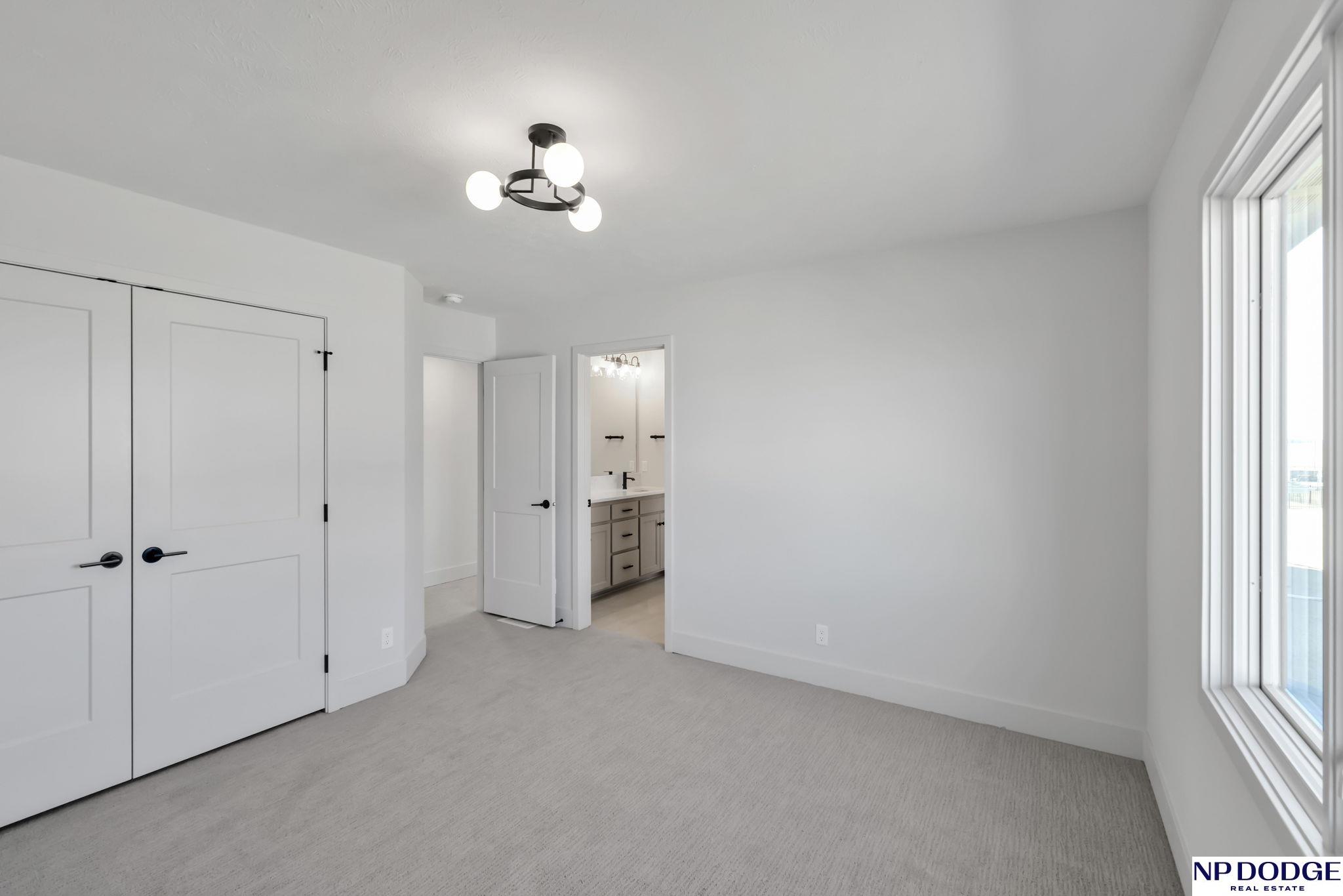 12620 78 Avenue, Papillion, NE, 68046