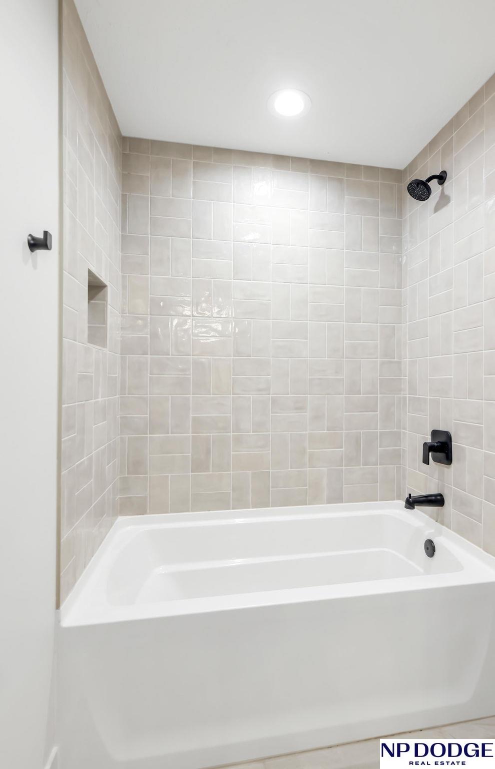 12620 78 Avenue, Papillion, NE, 68046