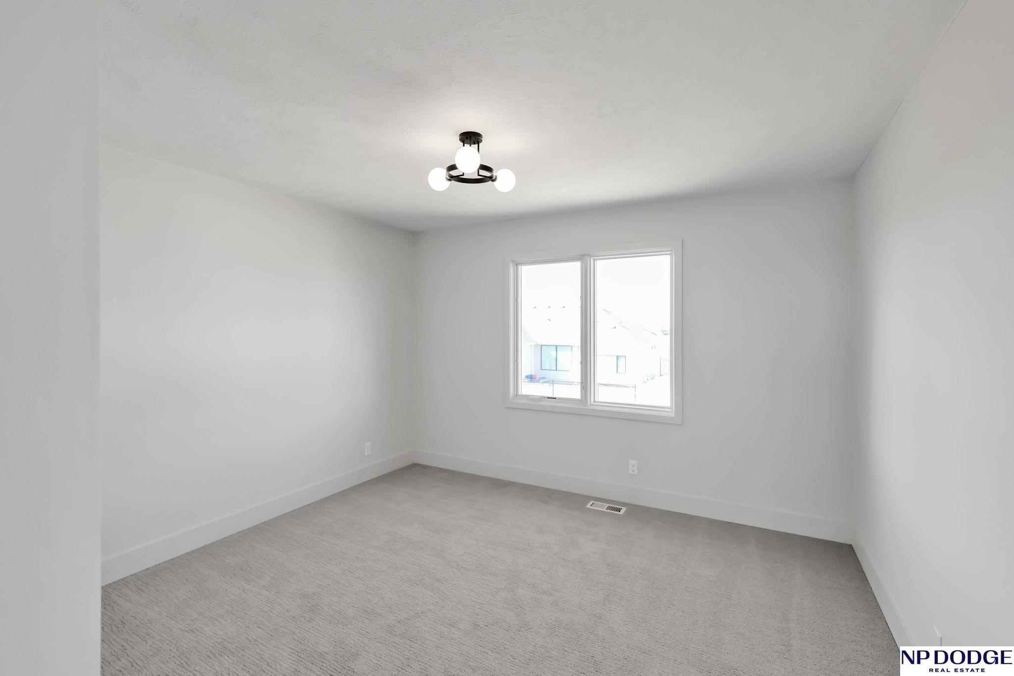 12620 78 Avenue, Papillion, NE, 68046