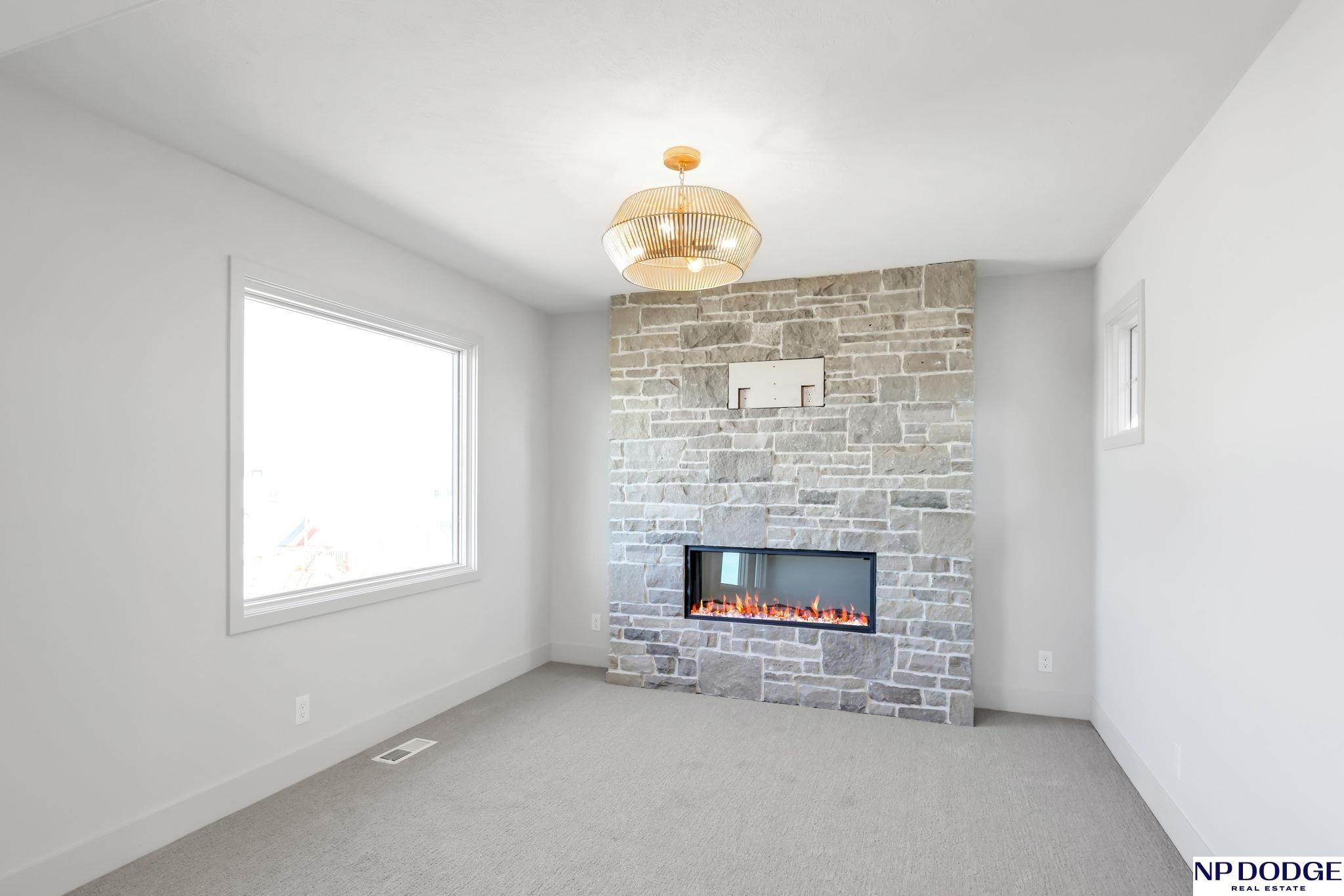 12620 78 Avenue, Papillion, NE, 68046