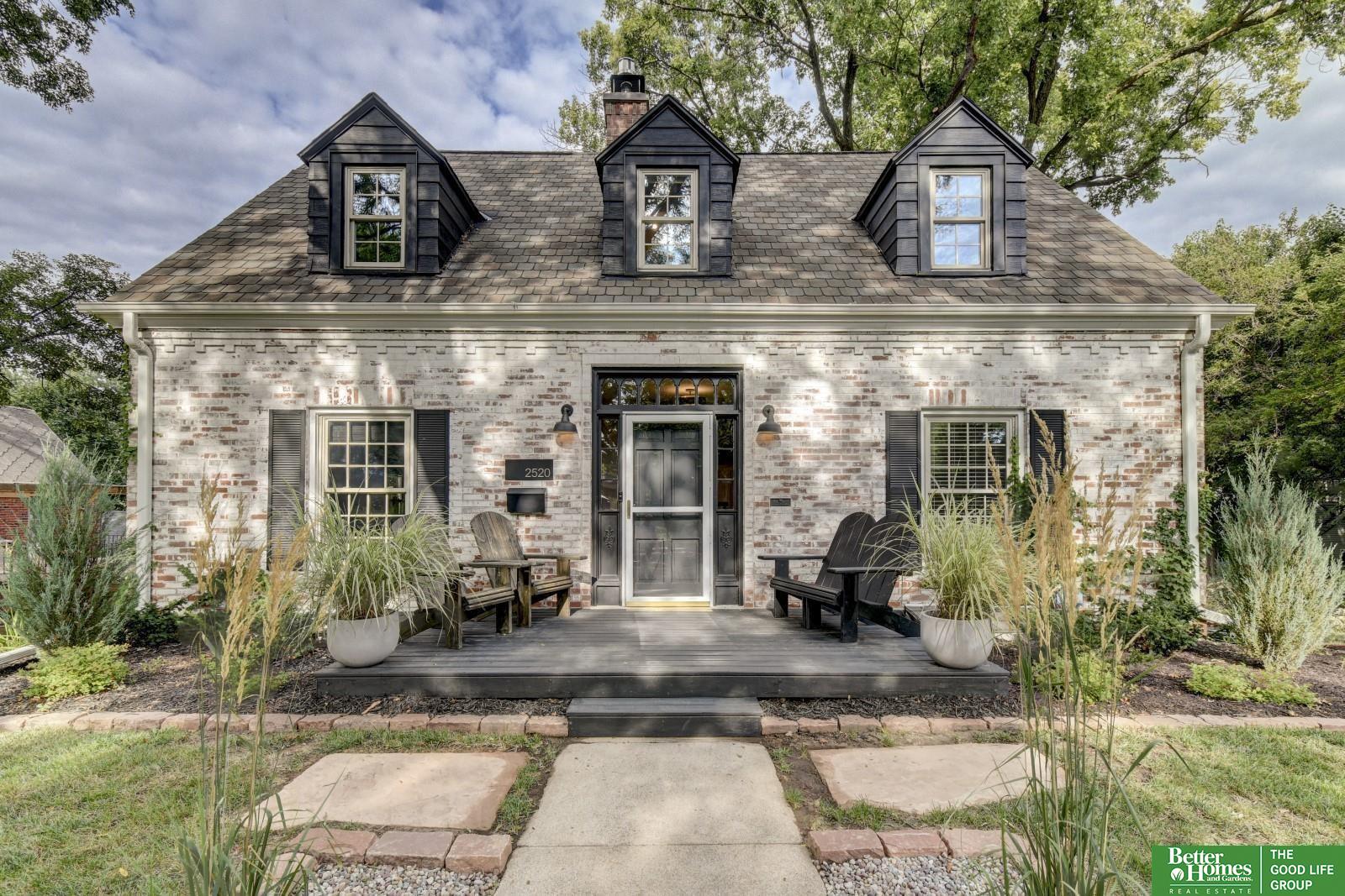 2520 N 56 Street, Omaha, NE, 68104-9999