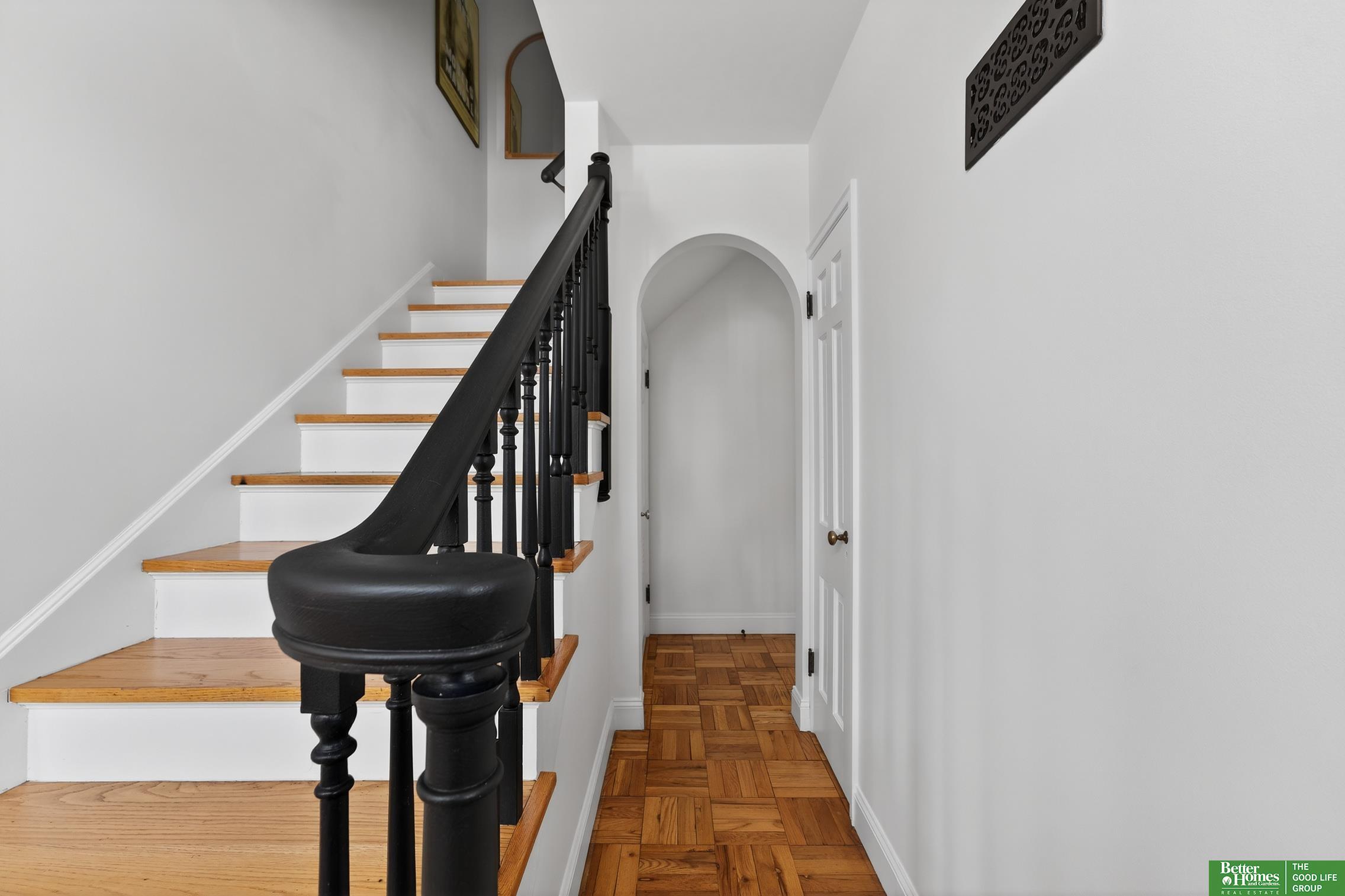 2520 N 56 Street, Omaha, NE, 68104-9999