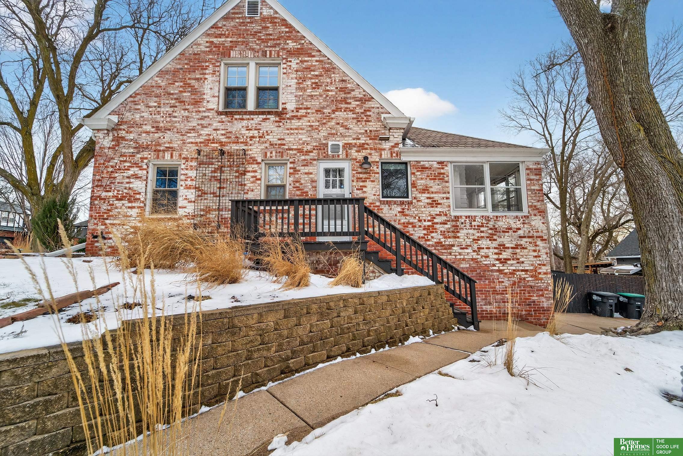 2520 N 56 Street, Omaha, NE, 68104-9999