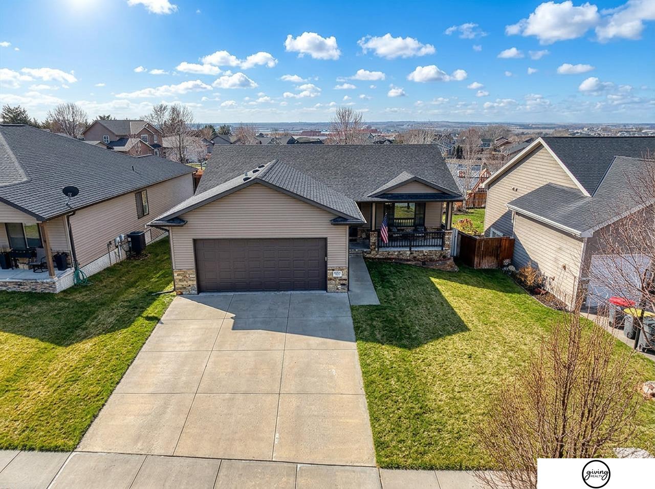 6811 Tempest Drive, Lincoln, NE, 68521