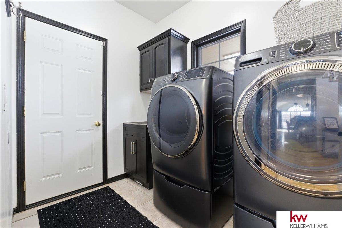 2141 Ashwood Avenue, Papillion, NE, 68133