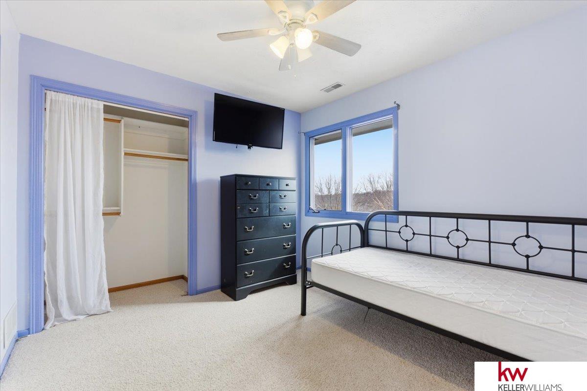 2141 Ashwood Avenue, Papillion, NE, 68133