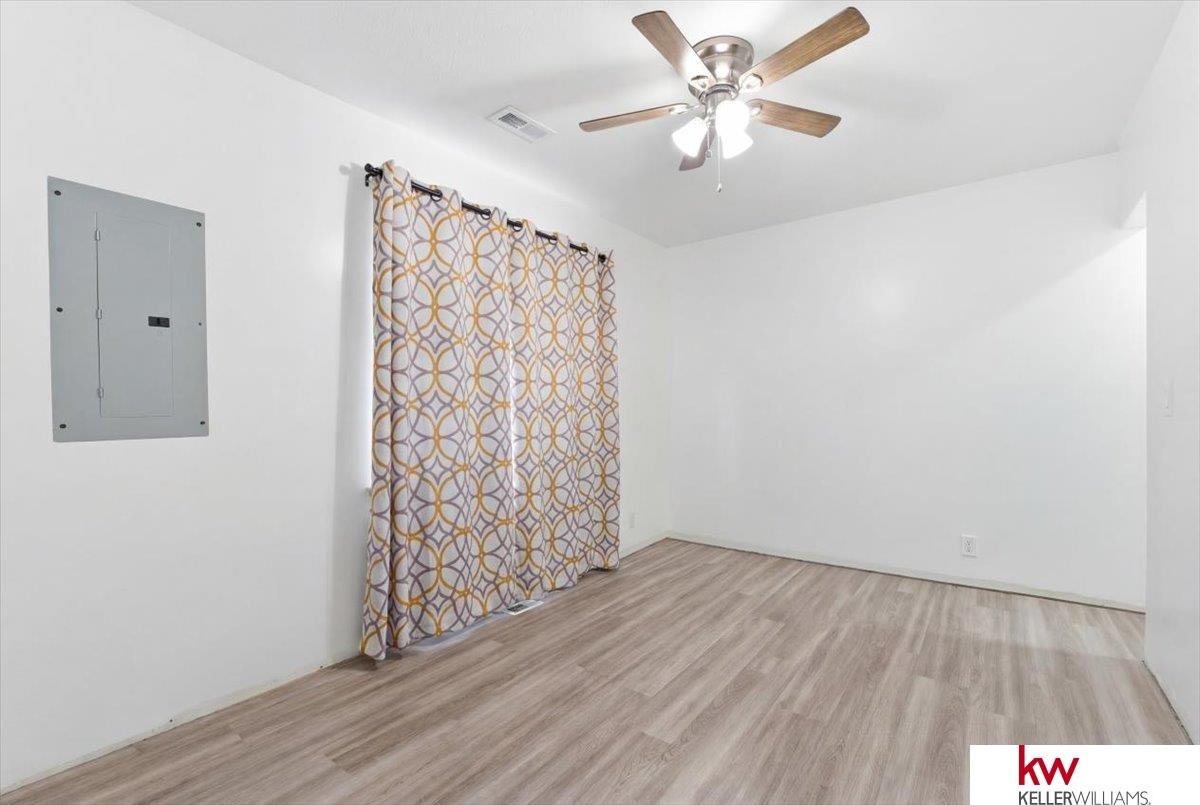 2141 Ashwood Avenue, Papillion, NE, 68133