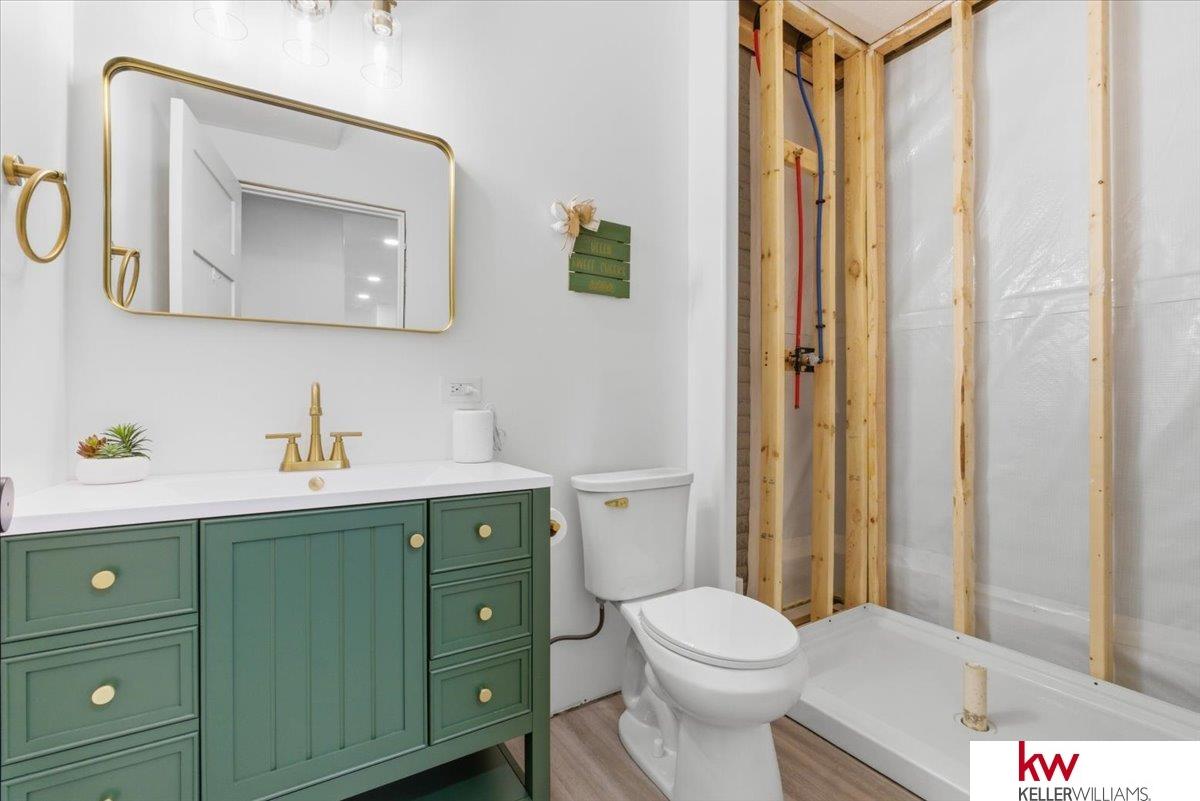 2141 Ashwood Avenue, Papillion, NE, 68133