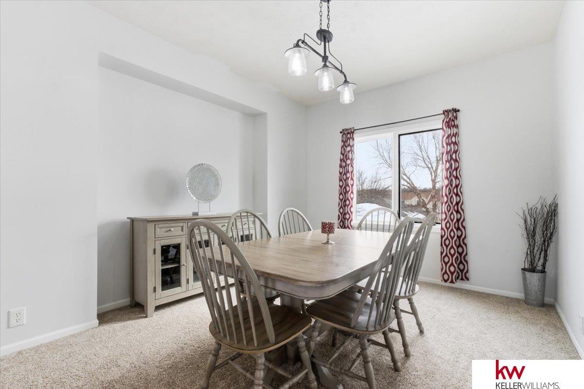 2141 Ashwood Avenue, Papillion, NE, 68133