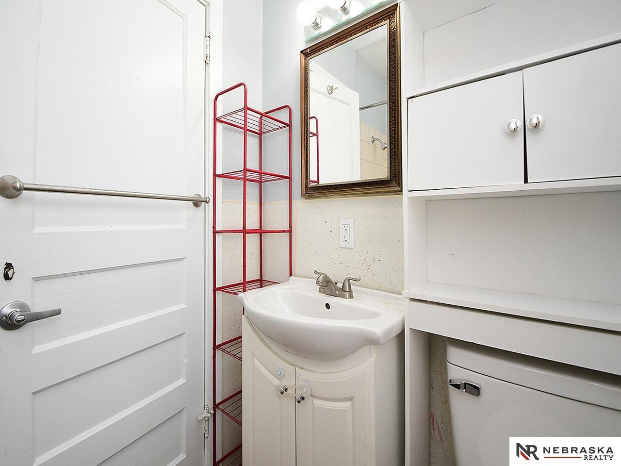 350 38 Street, Lincoln, NE, 68510