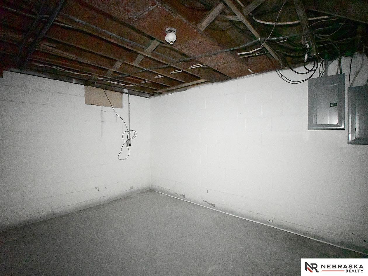 350 38 Street, Lincoln, NE, 68510