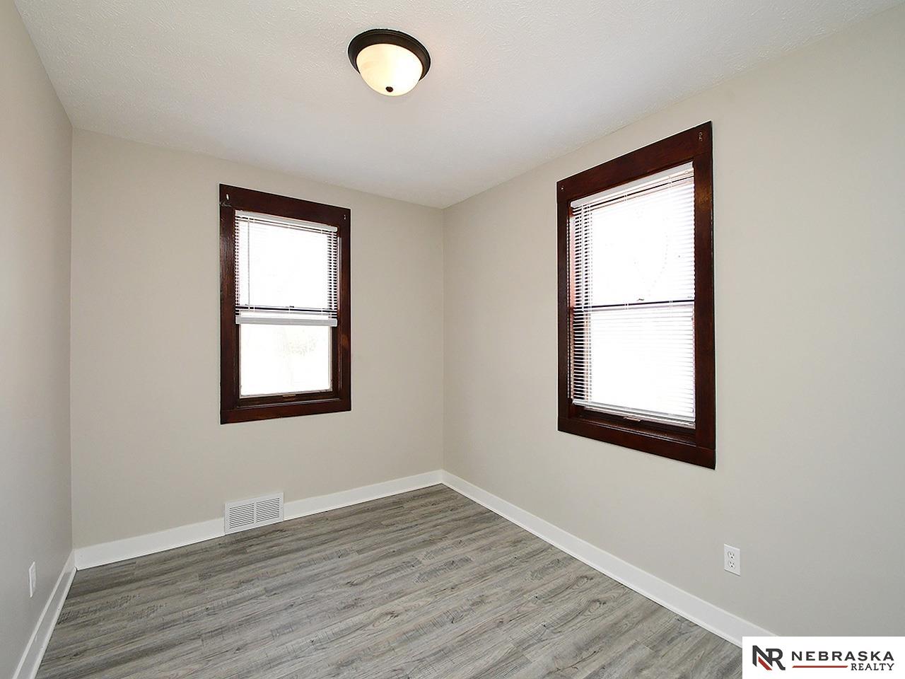 350 38 Street, Lincoln, NE, 68510