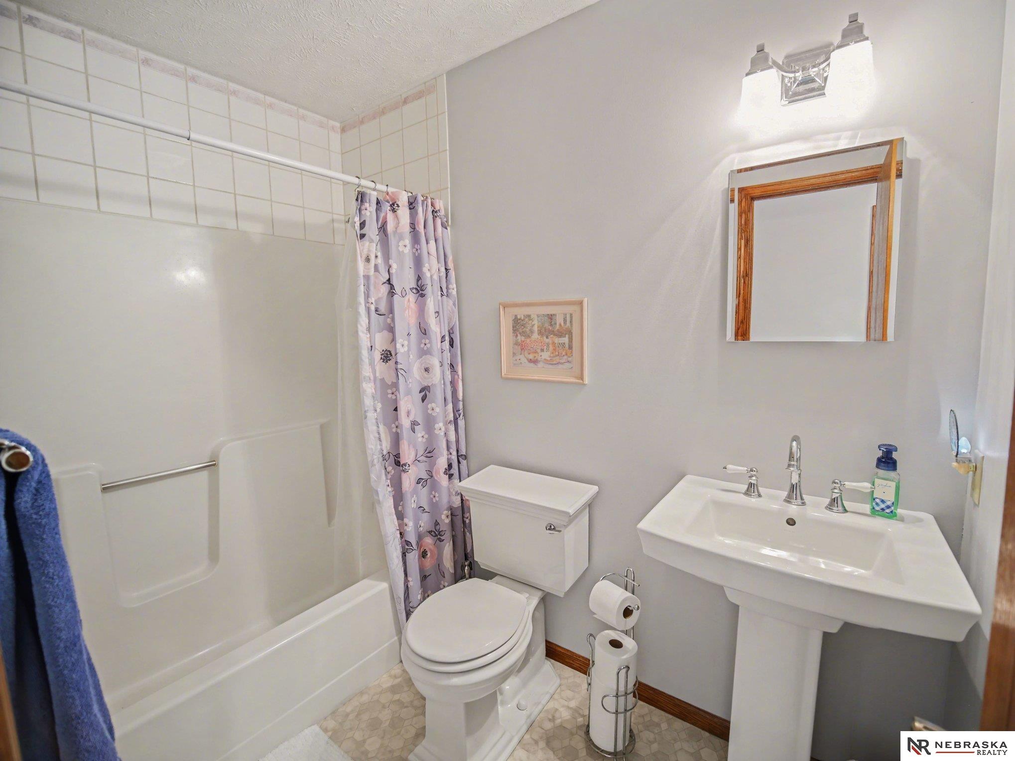 4121 Mason Drive, Lincoln, NE, 68521