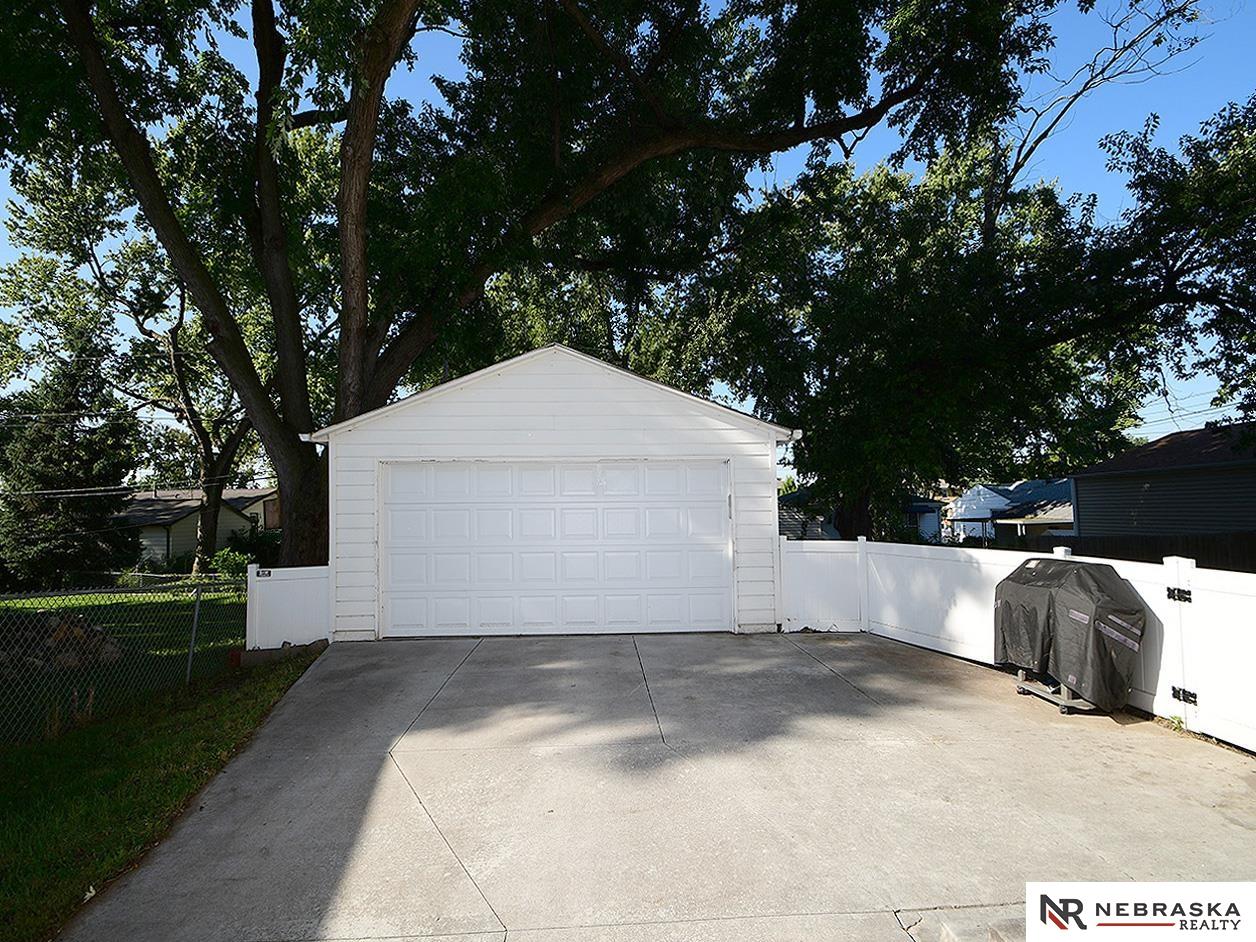 8129 Barbara Street, Omaha, NE, 68124