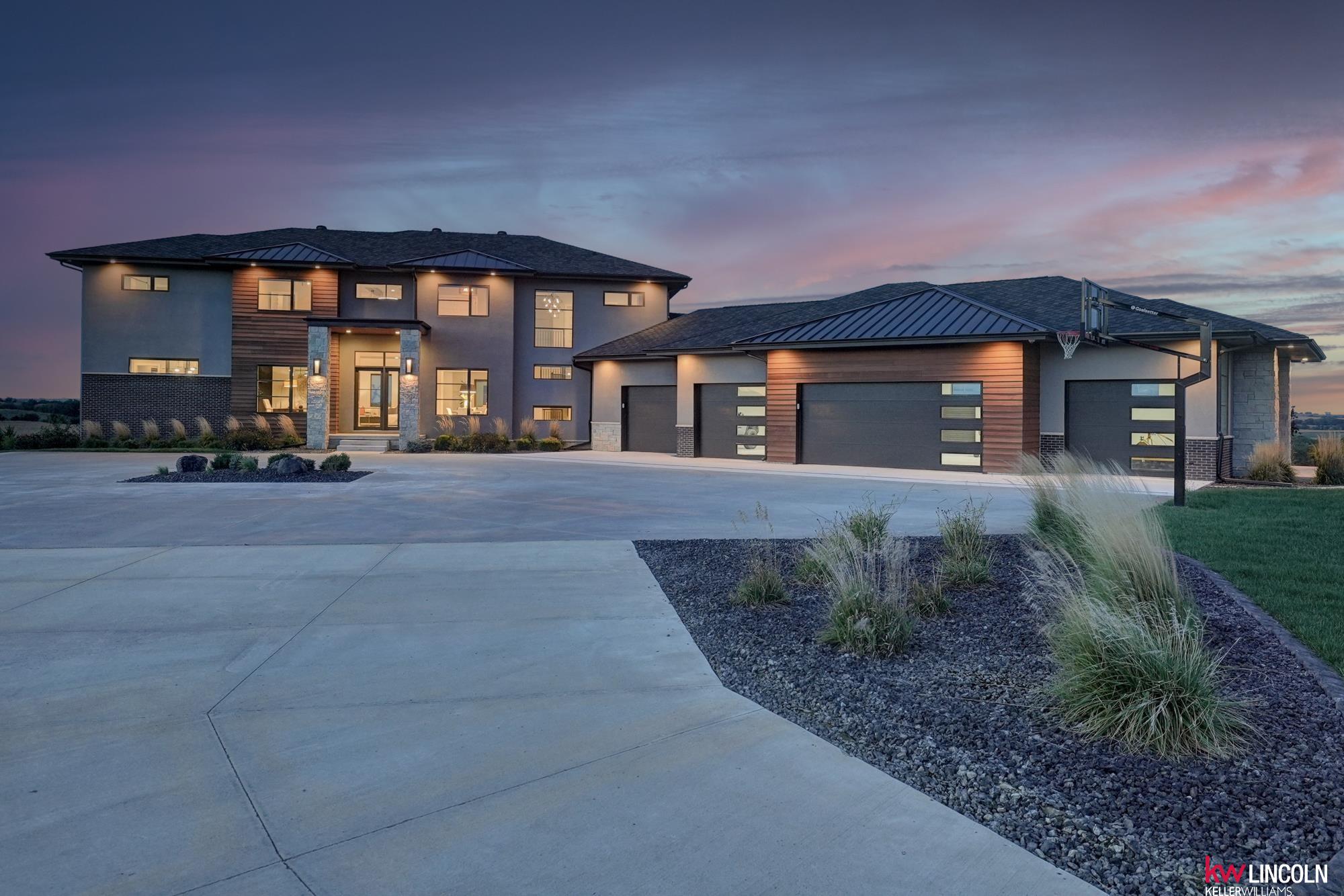 2880 County Road A, Valparaiso, NE, 68065