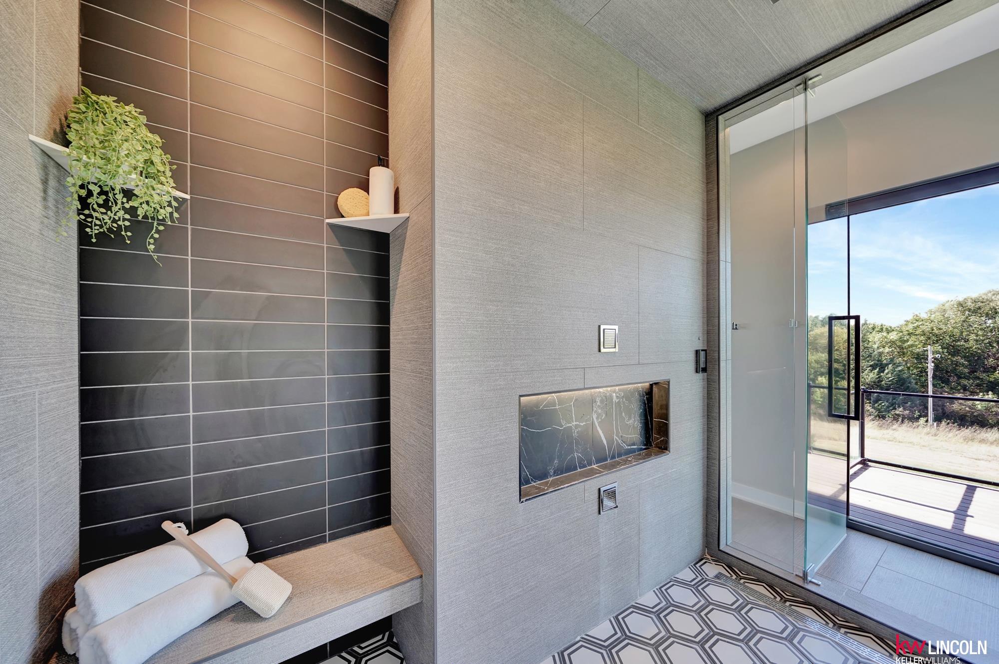 2880 County Road A, Valparaiso, NE, 68065