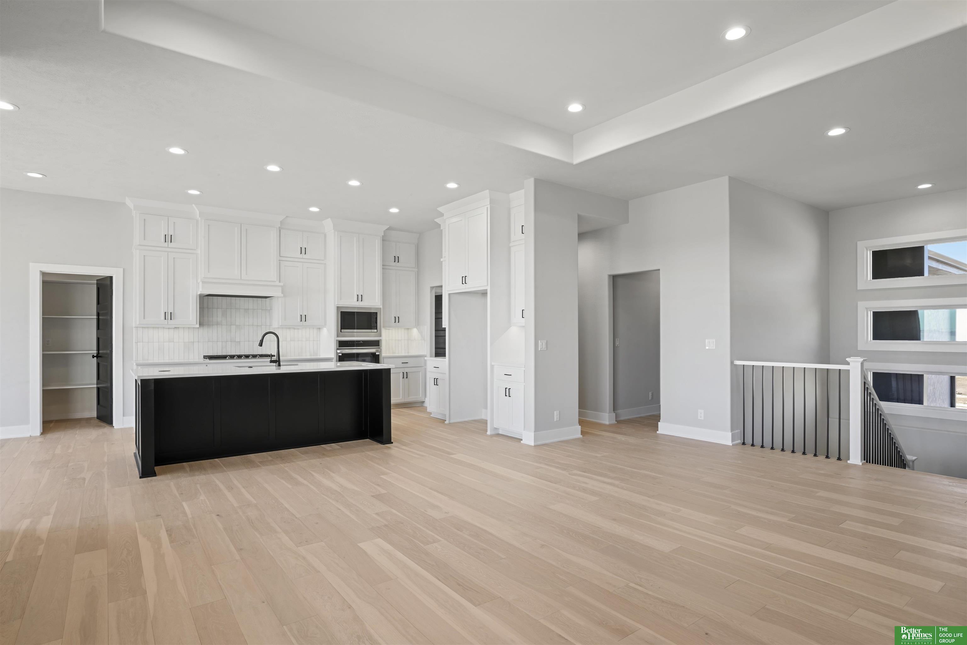 5915 N 197th Street, Elkhorn, NE, 68022