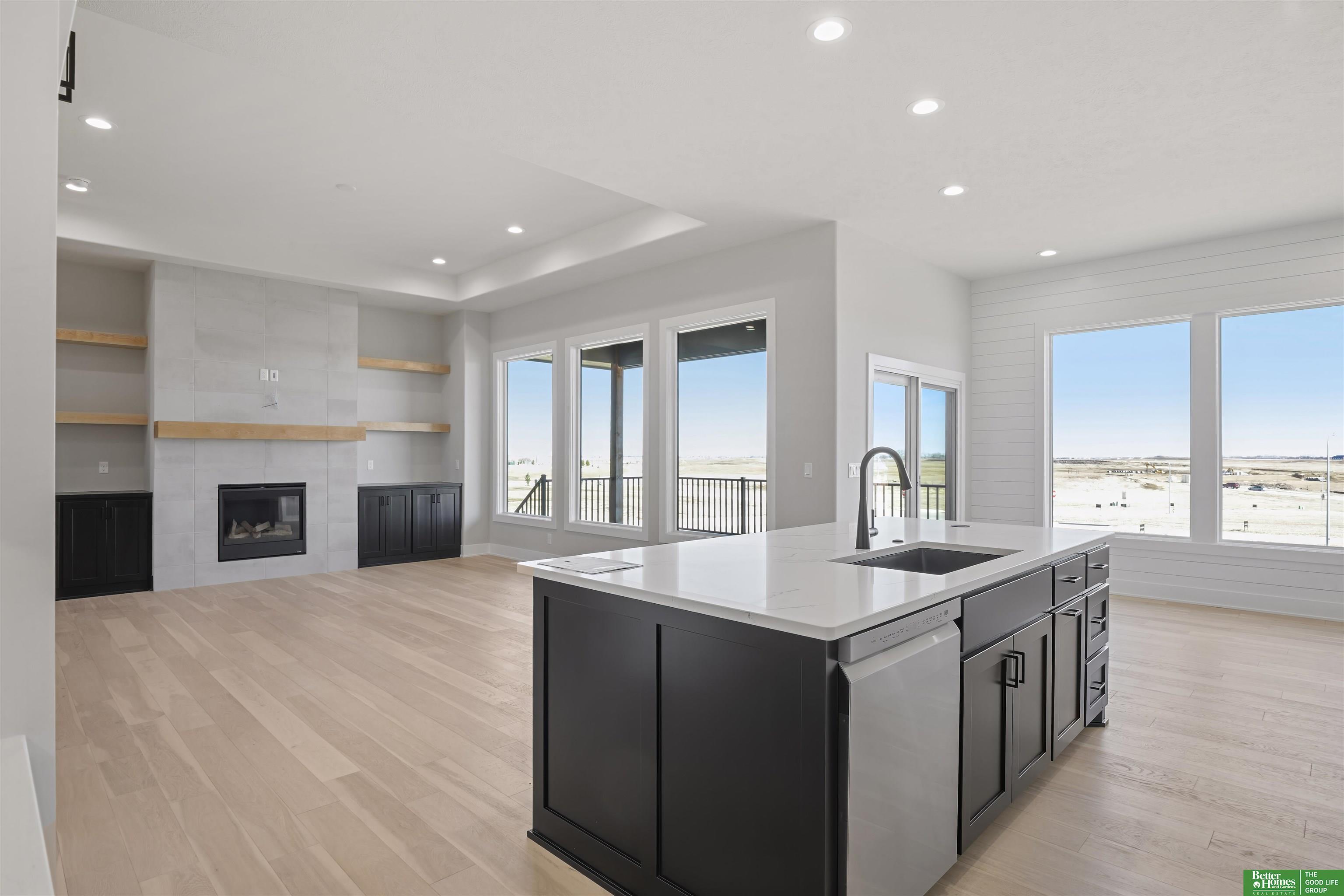 5915 N 197th Street, Elkhorn, NE, 68022